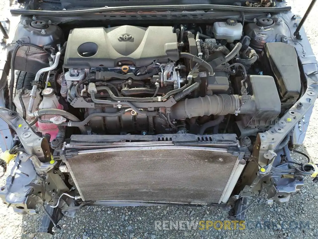 11 Photograph of a damaged car 4T1F31AK0LU535538 TOYOTA CAMRY 2020