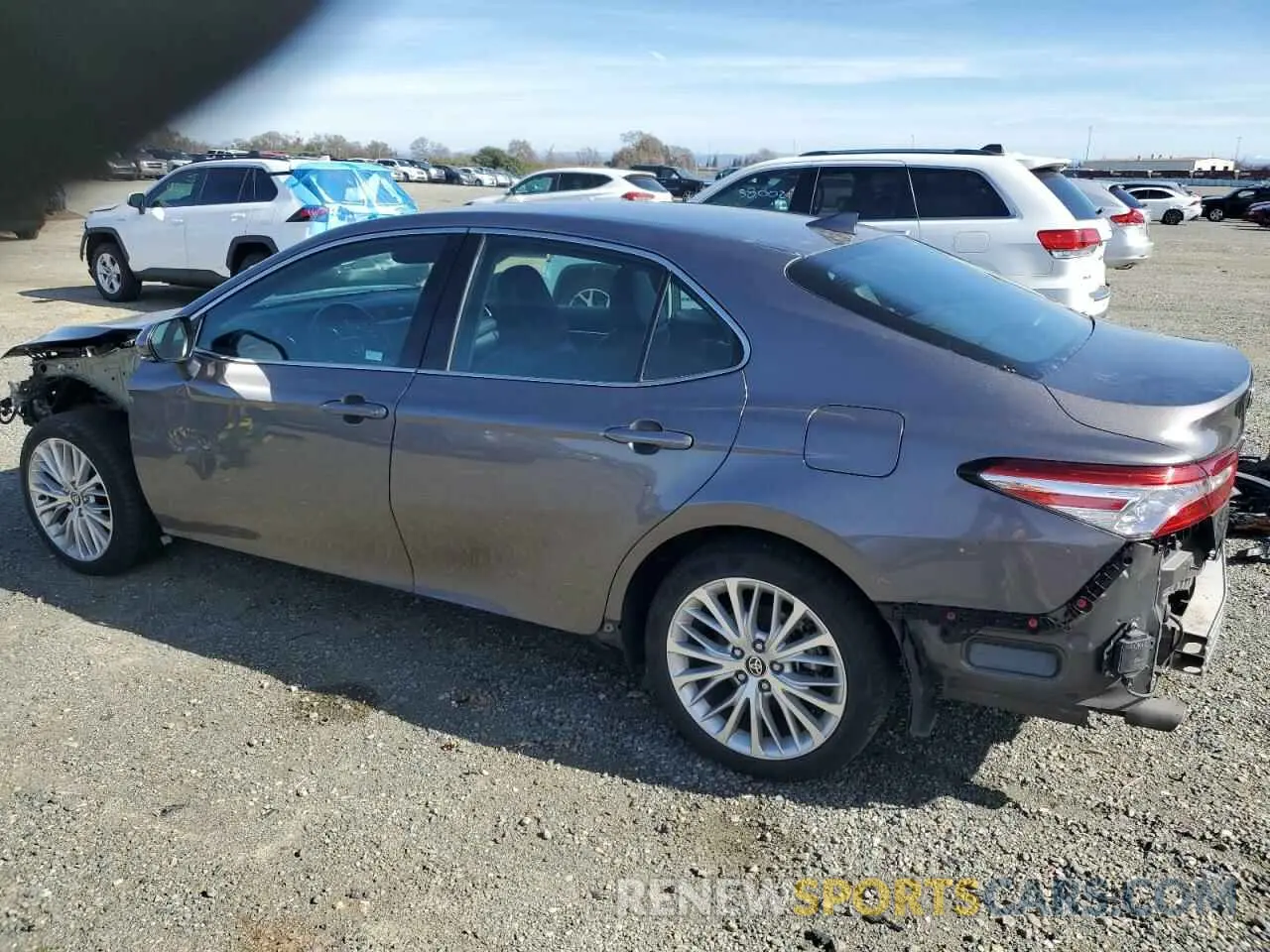 2 Photograph of a damaged car 4T1F31AK0LU535538 TOYOTA CAMRY 2020
