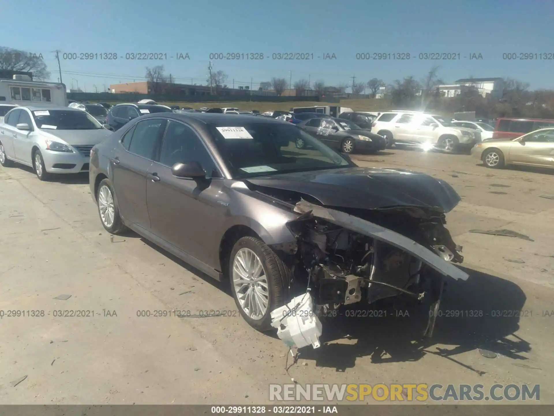 1 Photograph of a damaged car 4T1F31AK1LU523432 TOYOTA CAMRY 2020