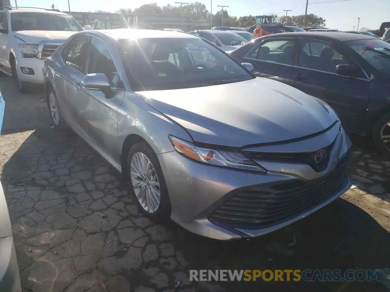 1 Photograph of a damaged car 4T1F31AK2LU525044 TOYOTA CAMRY 2020