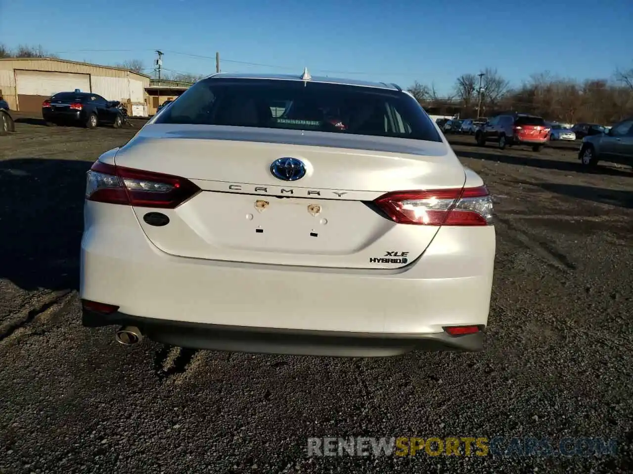 6 Photograph of a damaged car 4T1F31AK4LU525921 TOYOTA CAMRY 2020