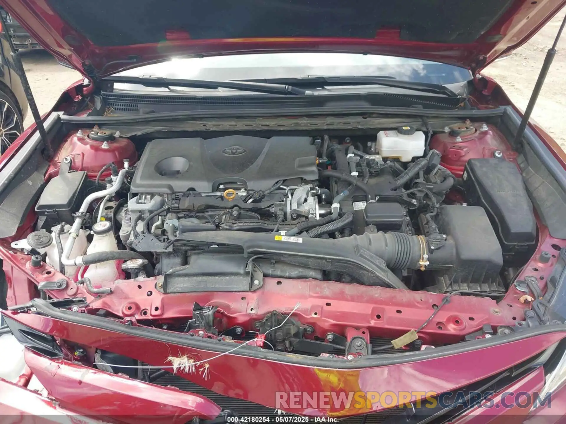 10 Photograph of a damaged car 4T1F31AK4LU536417 TOYOTA CAMRY 2020