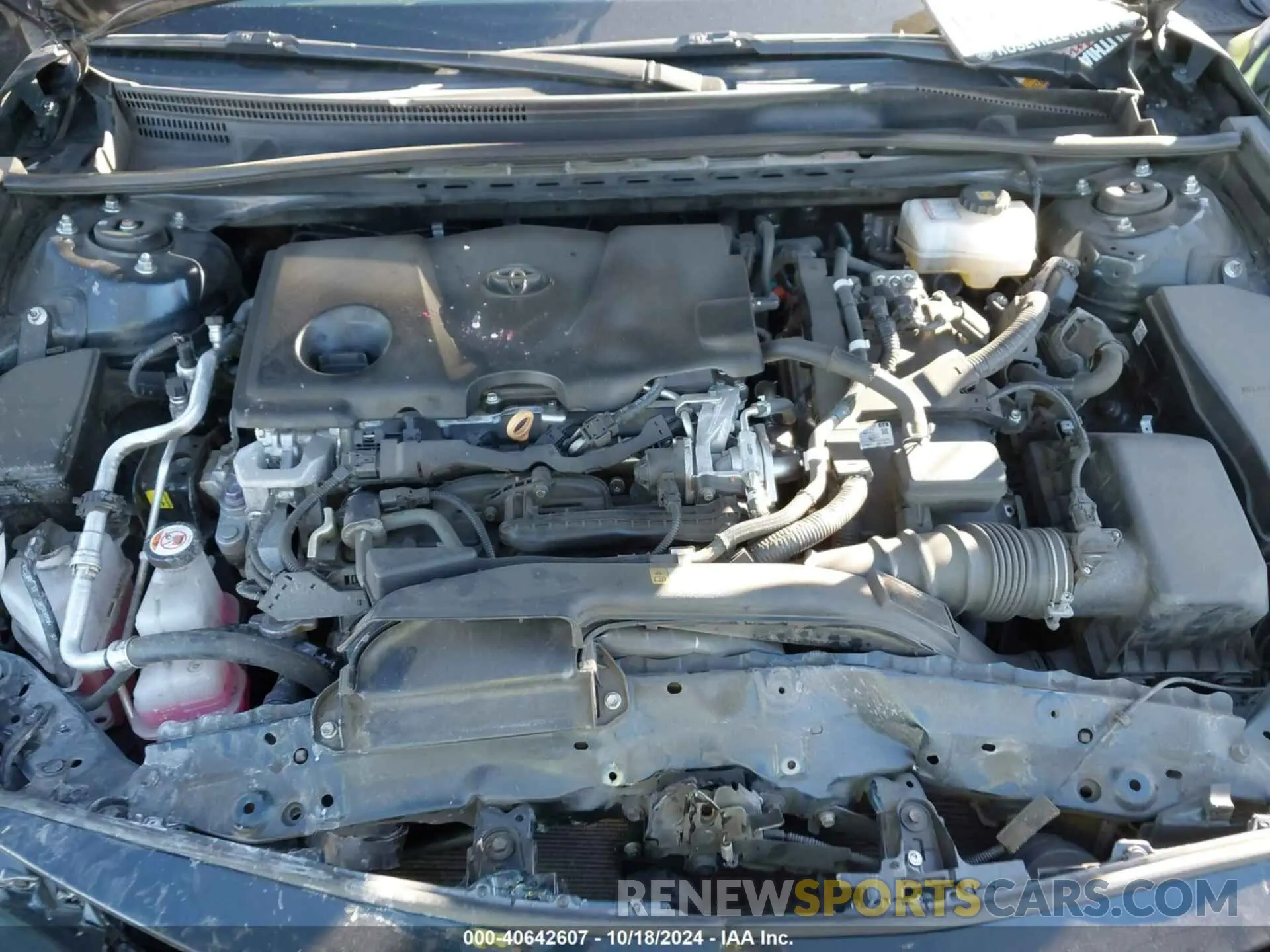 10 Photograph of a damaged car 4T1F31AK5LU525118 TOYOTA CAMRY 2020
