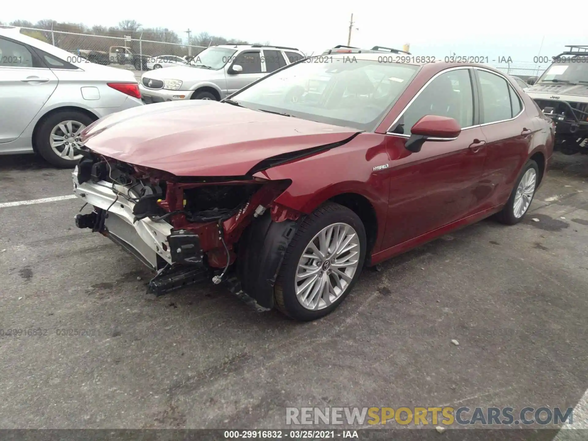 2 Photograph of a damaged car 4T1F31AK5LU528536 TOYOTA CAMRY 2020