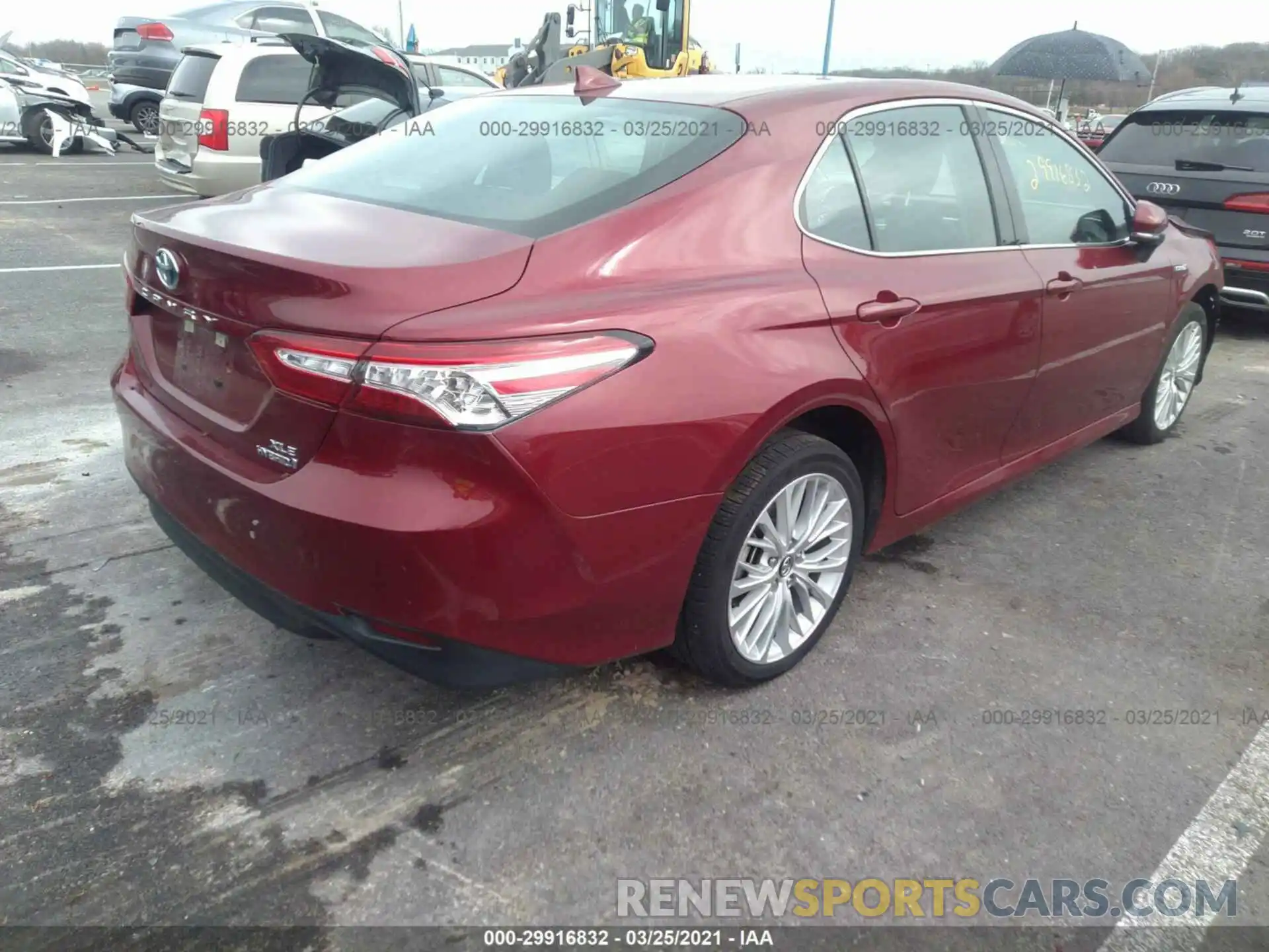 4 Photograph of a damaged car 4T1F31AK5LU528536 TOYOTA CAMRY 2020