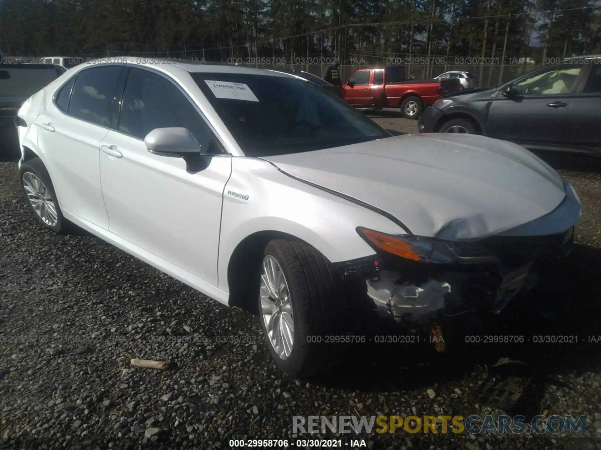 1 Photograph of a damaged car 4T1F31AK6LU016204 TOYOTA CAMRY 2020