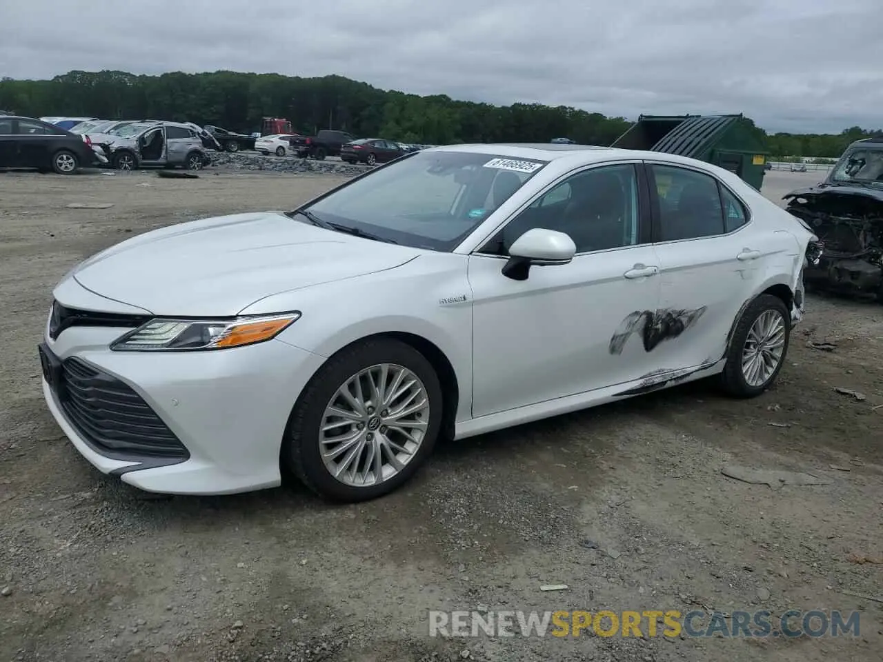 1 Photograph of a damaged car 4T1F31AK6LU519151 TOYOTA CAMRY 2020