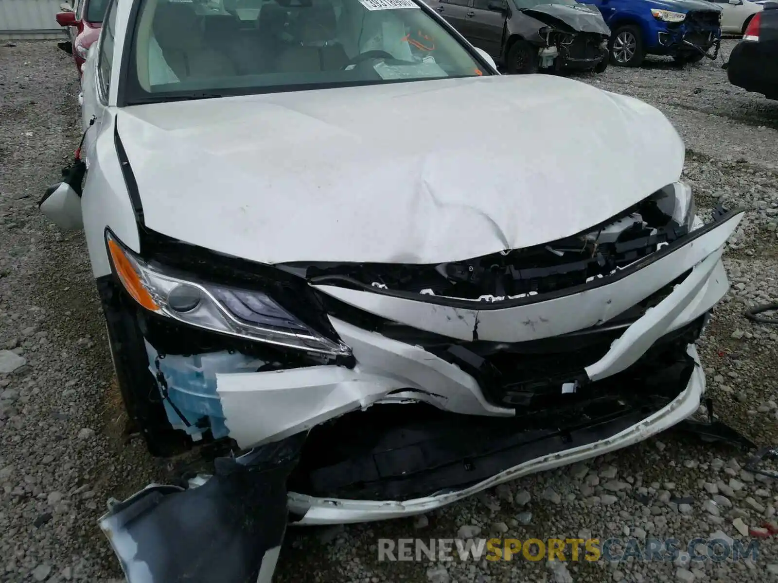 9 Photograph of a damaged car 4T1F31AK6LU528898 TOYOTA CAMRY 2020