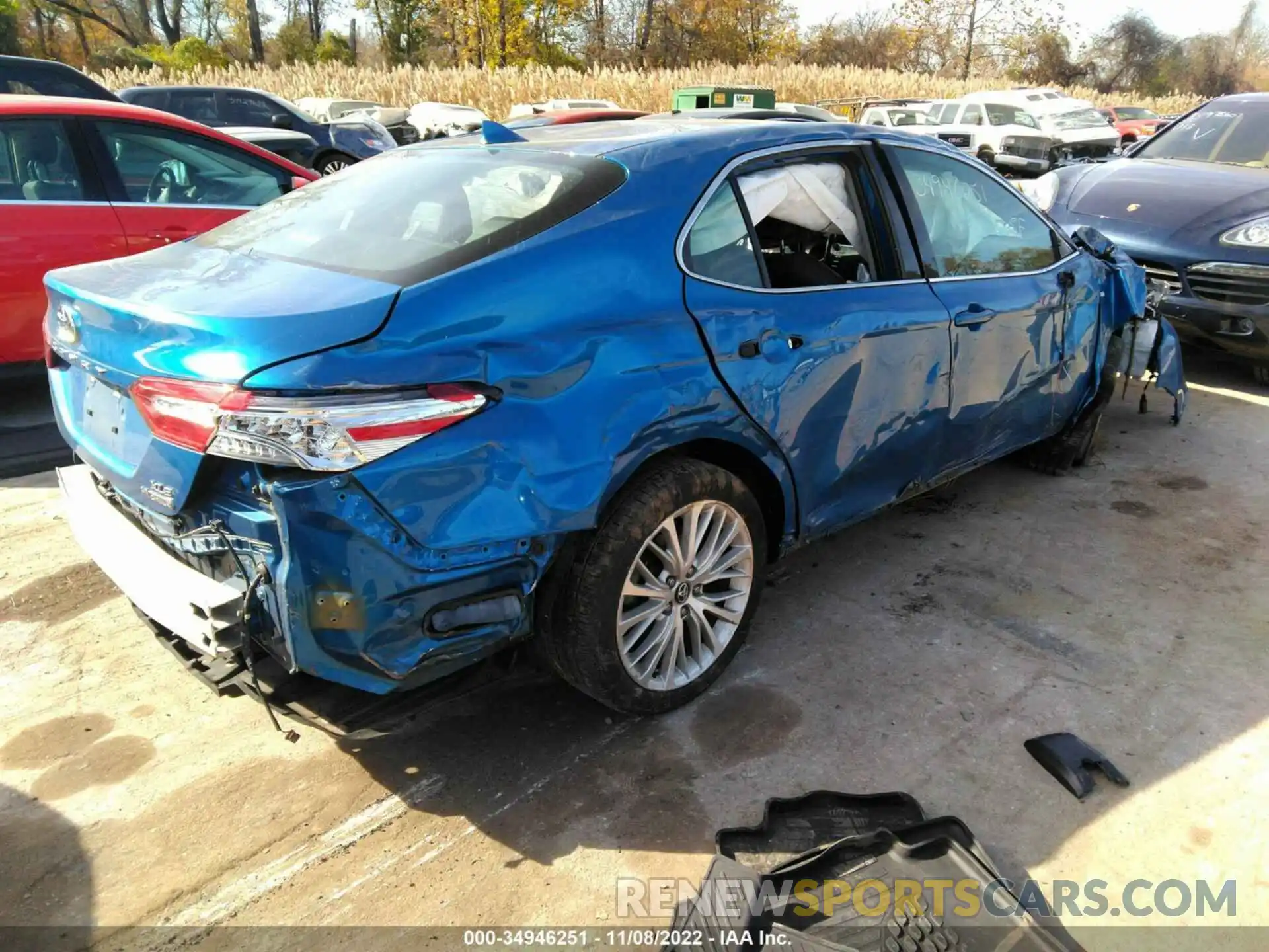 4 Photograph of a damaged car 4T1F31AK7LU009794 TOYOTA CAMRY 2020