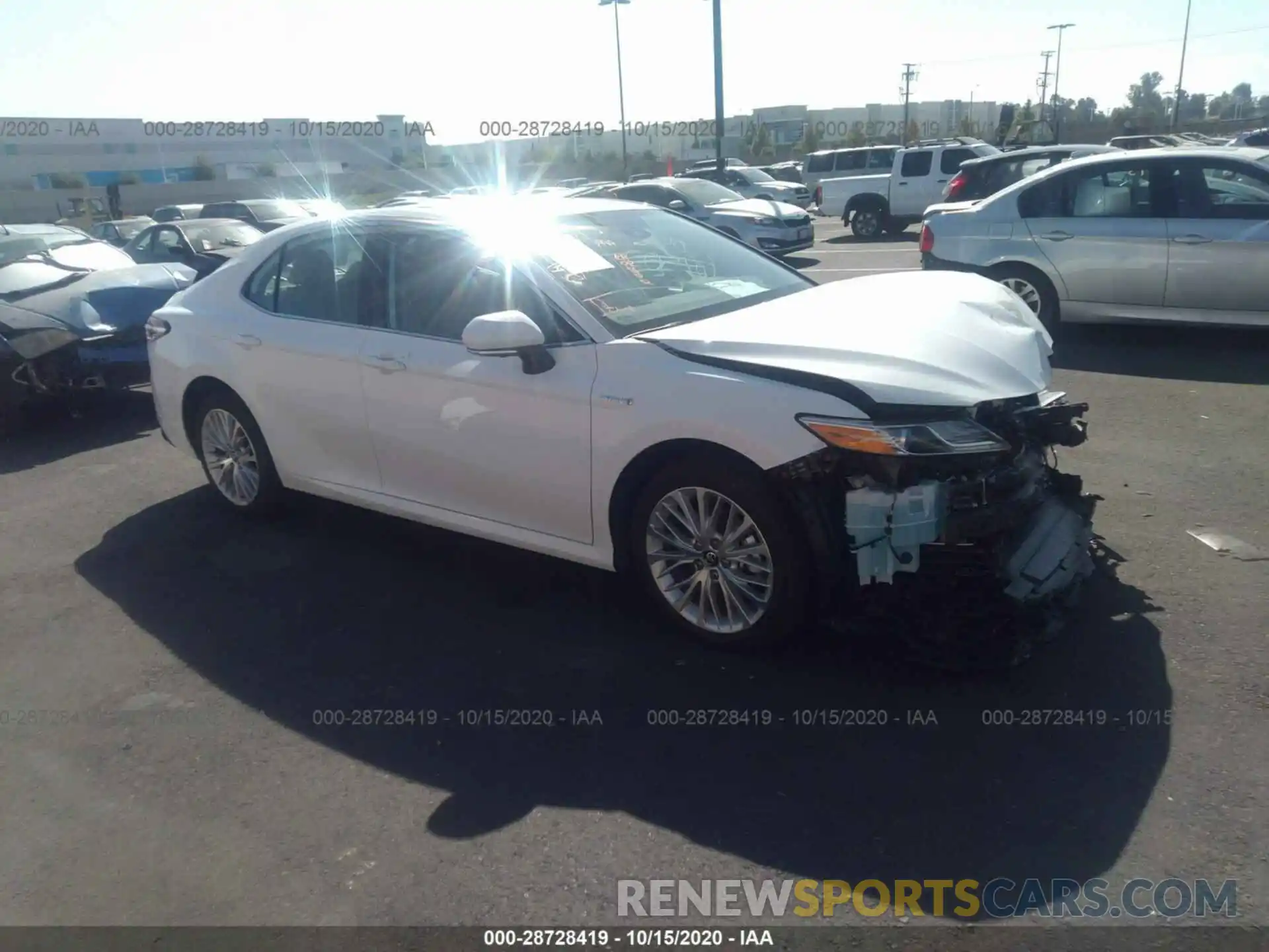 1 Photograph of a damaged car 4T1F31AK7LU010573 TOYOTA CAMRY 2020