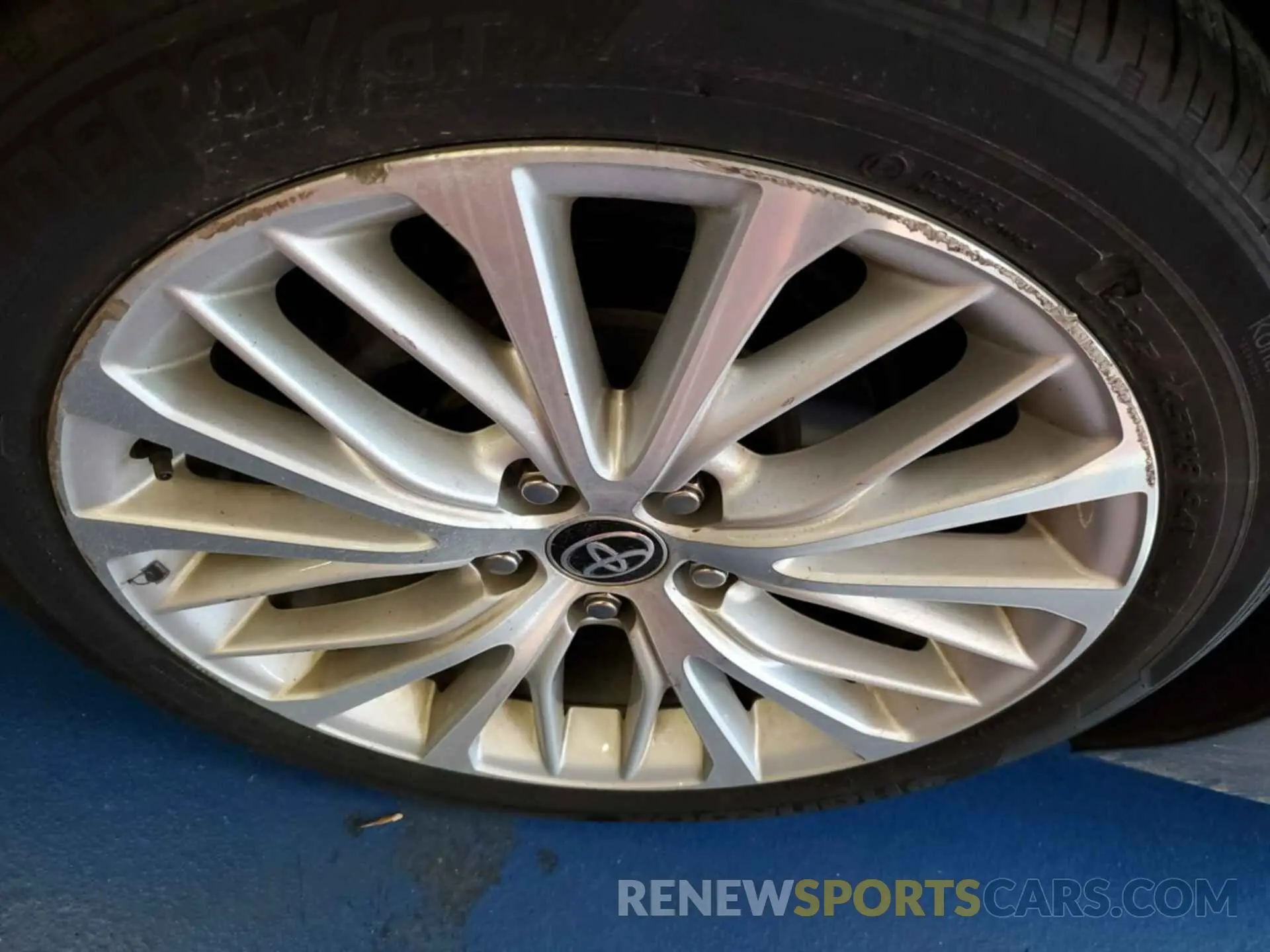 21 Photograph of a damaged car 4T1F31AK7LU014980 TOYOTA CAMRY 2020