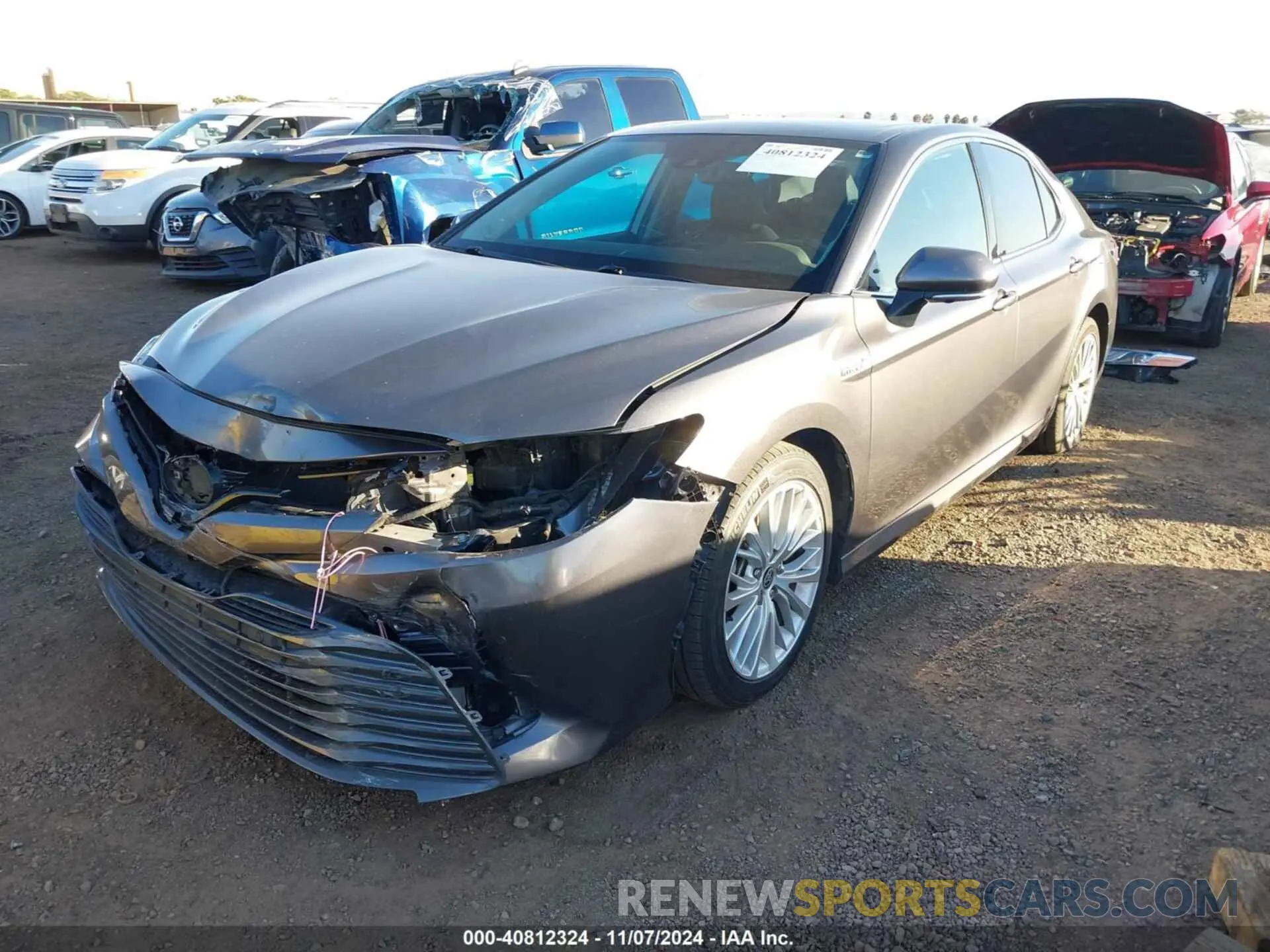 2 Photograph of a damaged car 4T1F31AK7LU535925 TOYOTA CAMRY 2020