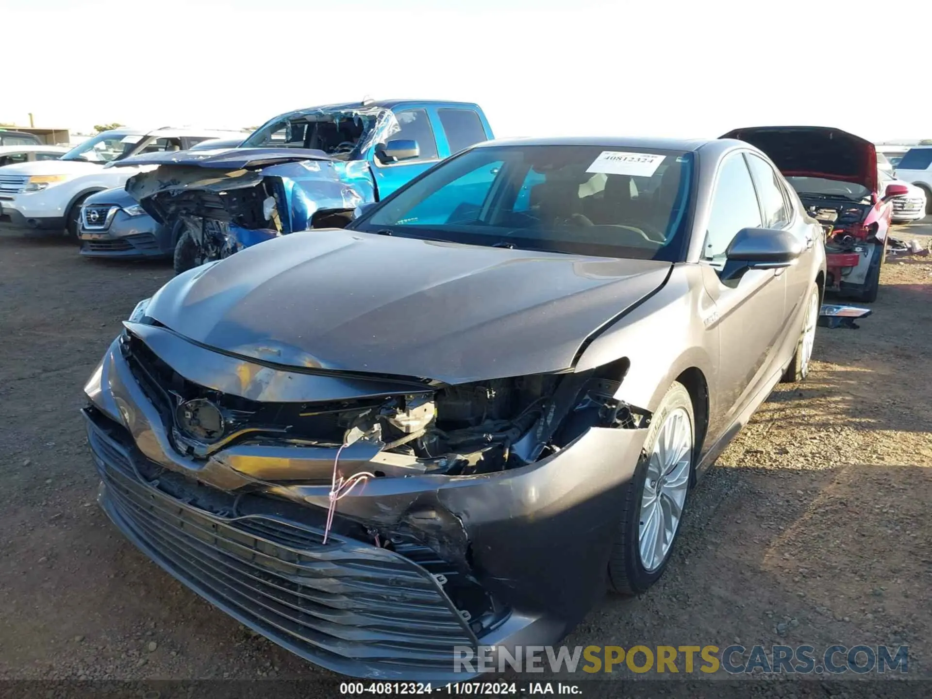 6 Photograph of a damaged car 4T1F31AK7LU535925 TOYOTA CAMRY 2020