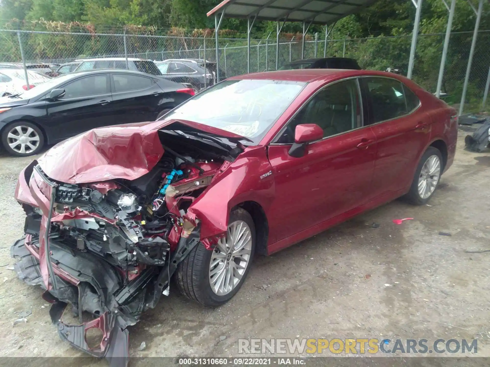 2 Photograph of a damaged car 4T1F31AK7LU542230 TOYOTA CAMRY 2020