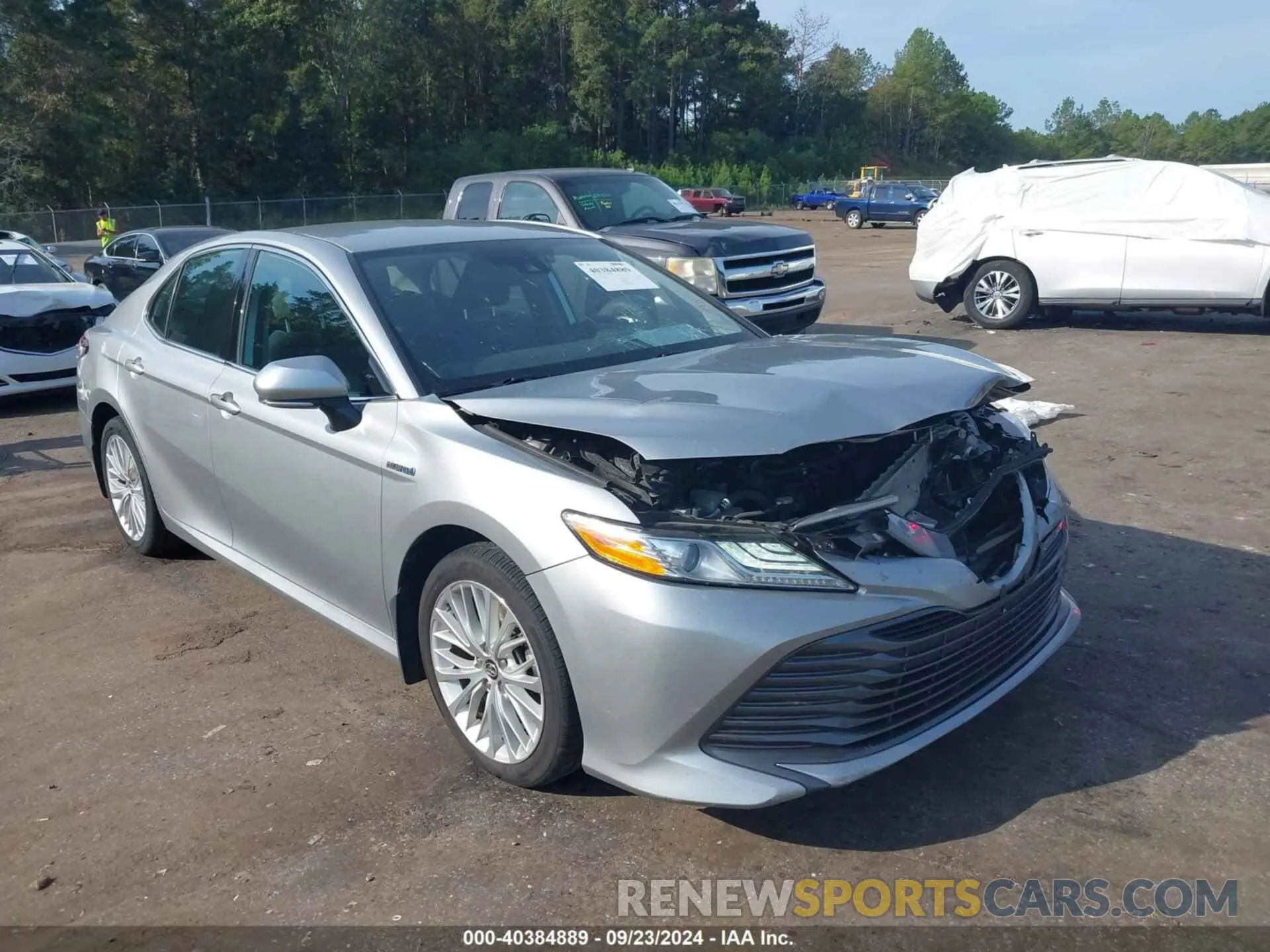 1 Photograph of a damaged car 4T1F31AK8LU009545 TOYOTA CAMRY 2020