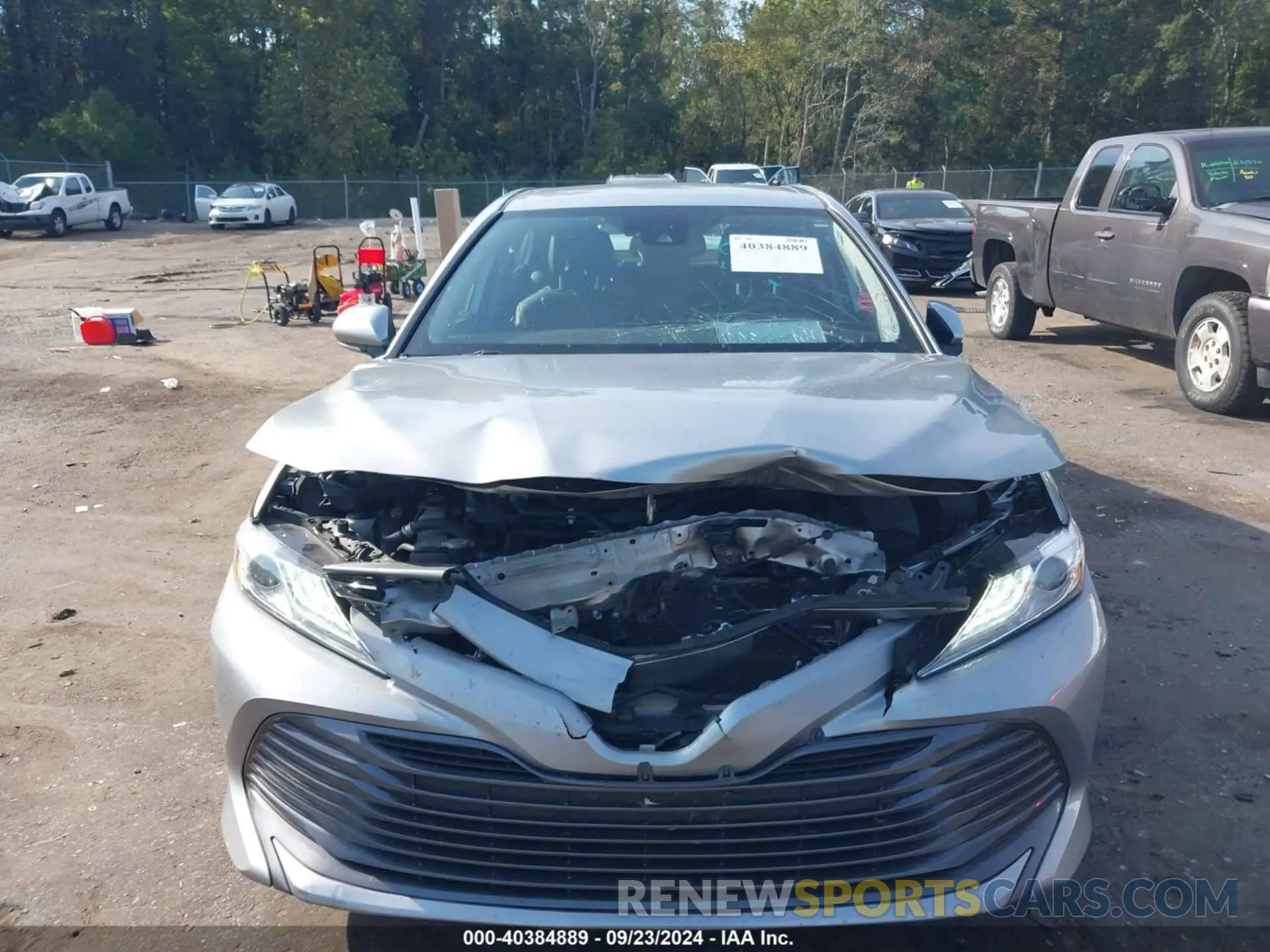 12 Photograph of a damaged car 4T1F31AK8LU009545 TOYOTA CAMRY 2020