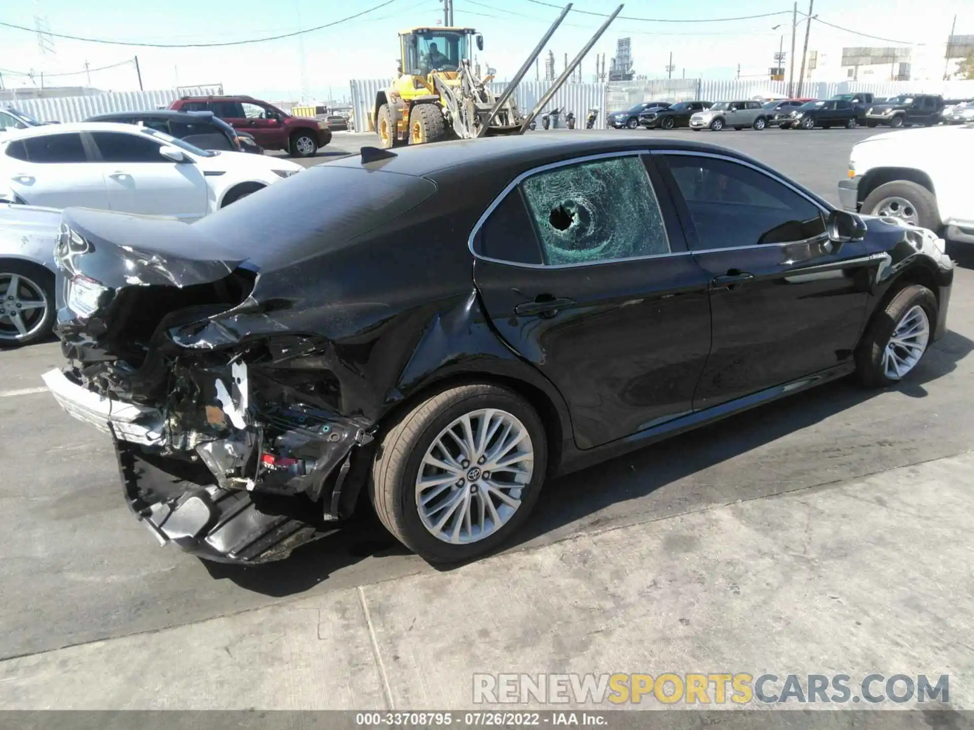 4 Photograph of a damaged car 4T1F31AK8LU520480 TOYOTA CAMRY 2020