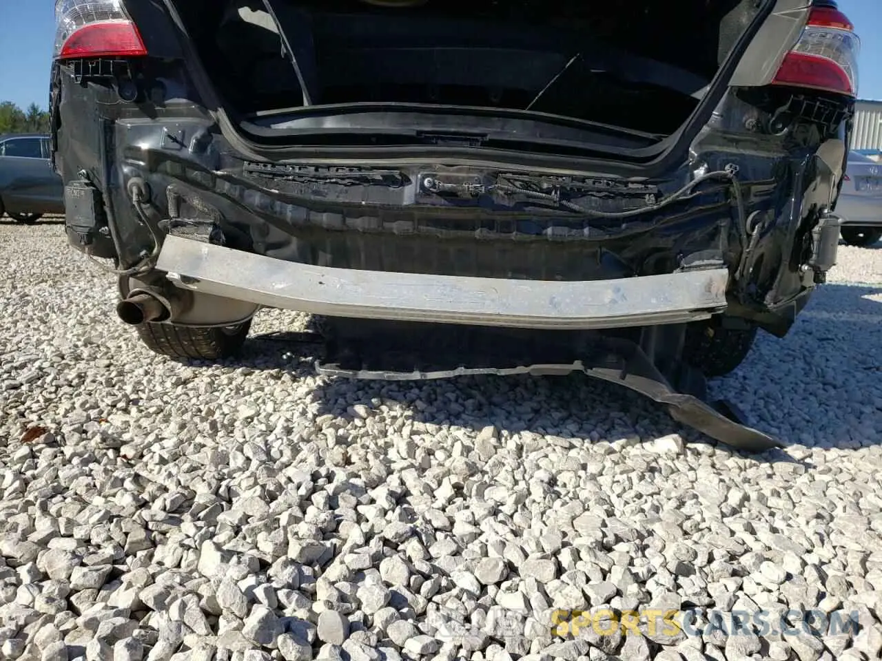 9 Photograph of a damaged car 4T1F31AK8LU521225 TOYOTA CAMRY 2020