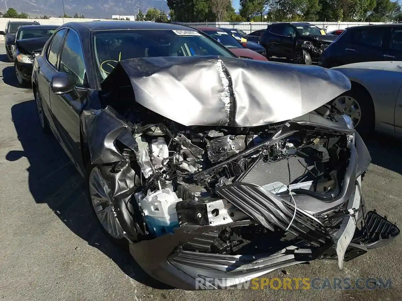 1 Photograph of a damaged car 4T1F31AK9LU018710 TOYOTA CAMRY 2020