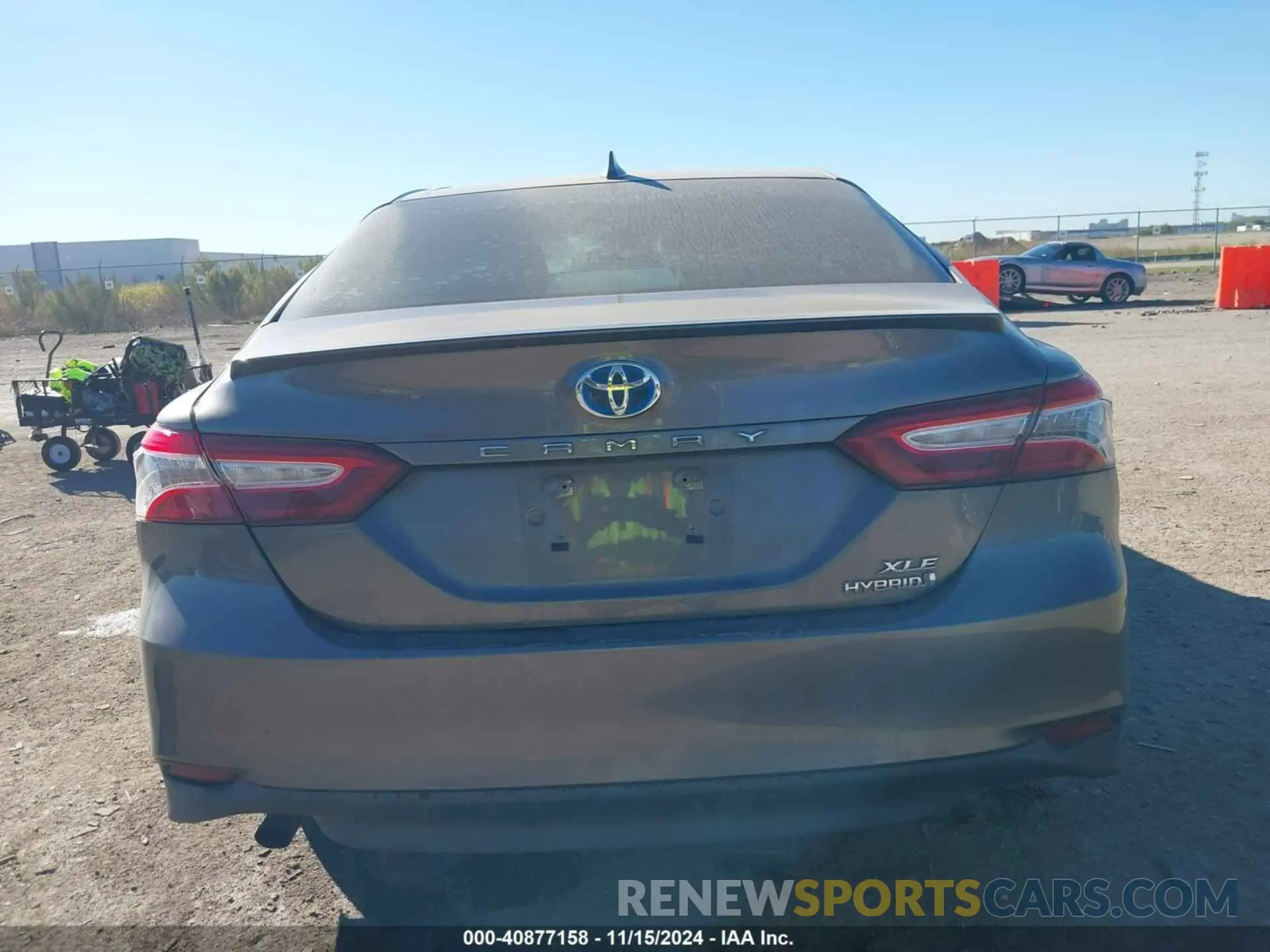 16 Photograph of a damaged car 4T1F31AK9LU521007 TOYOTA CAMRY 2020