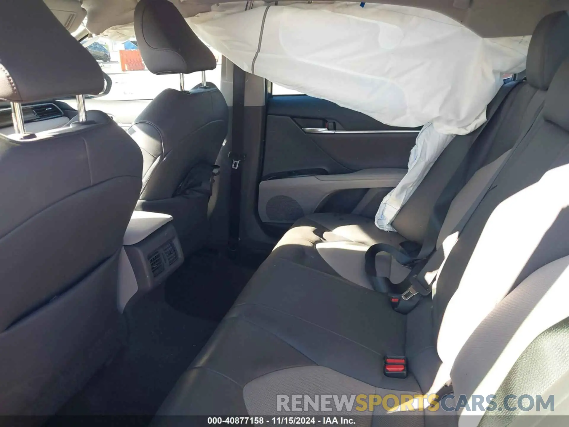 8 Photograph of a damaged car 4T1F31AK9LU521007 TOYOTA CAMRY 2020