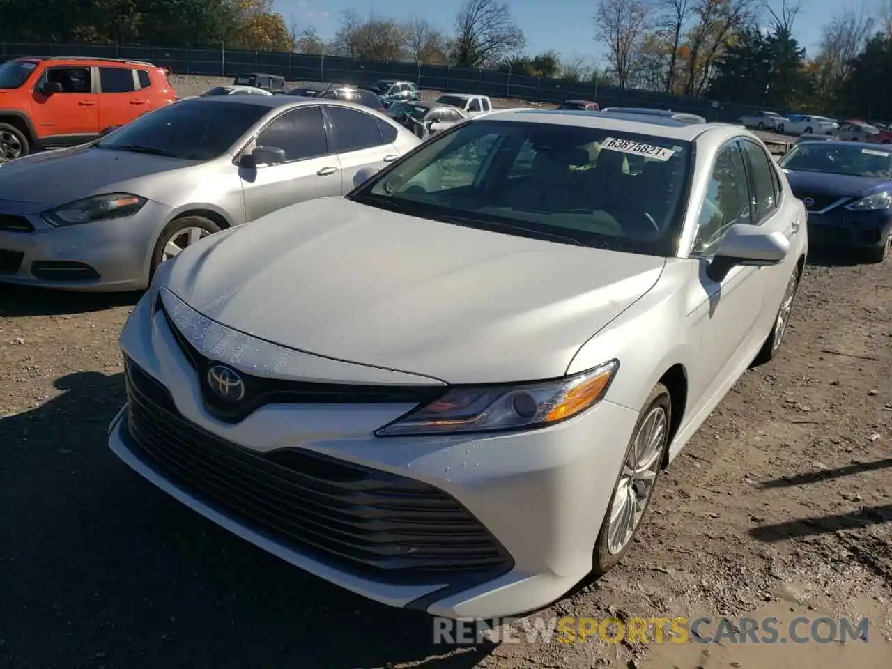 2 Photograph of a damaged car 4T1F31AKXLU015394 TOYOTA CAMRY 2020