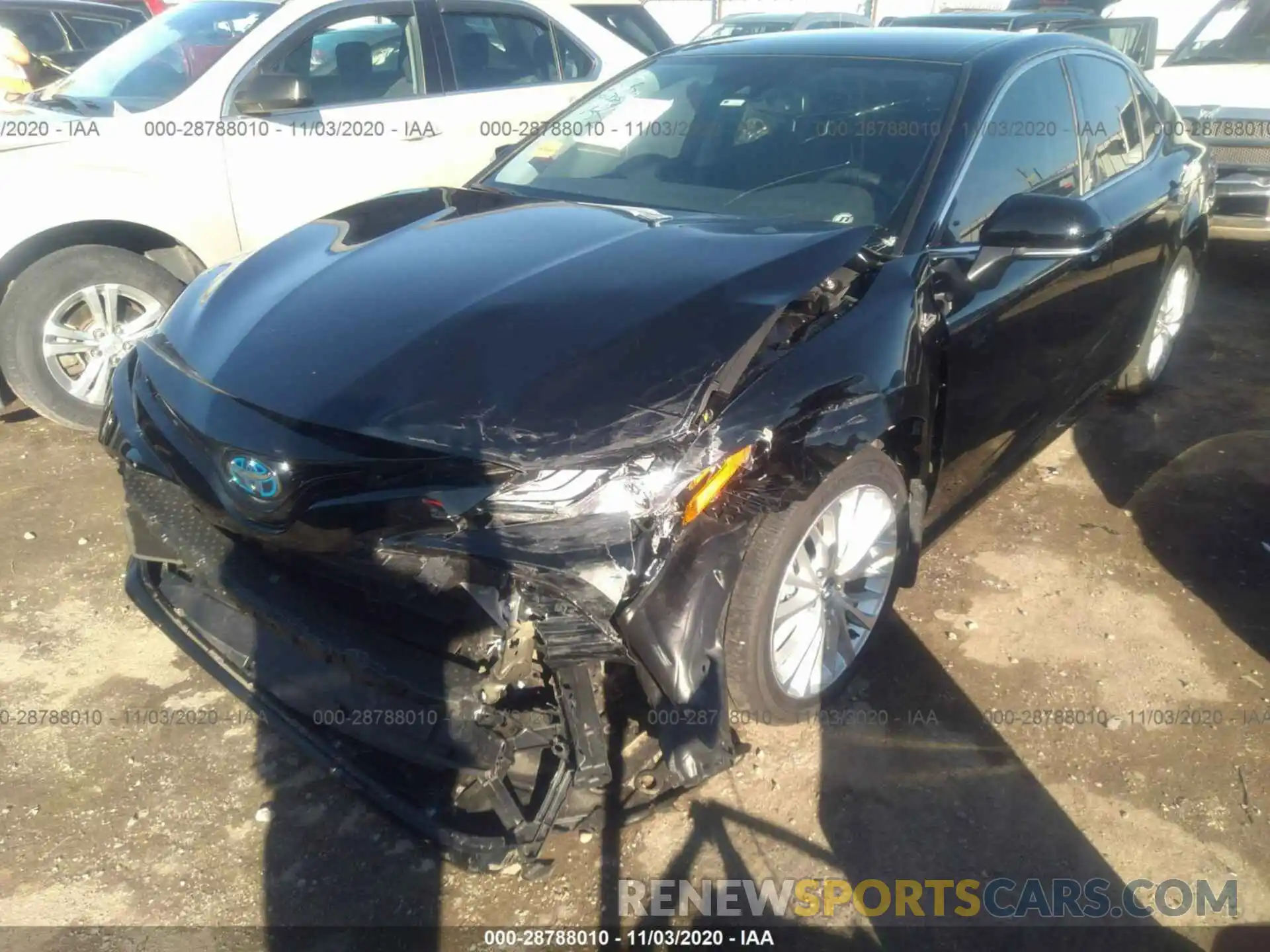 2 Photograph of a damaged car 4T1F31AKXLU527558 TOYOTA CAMRY 2020