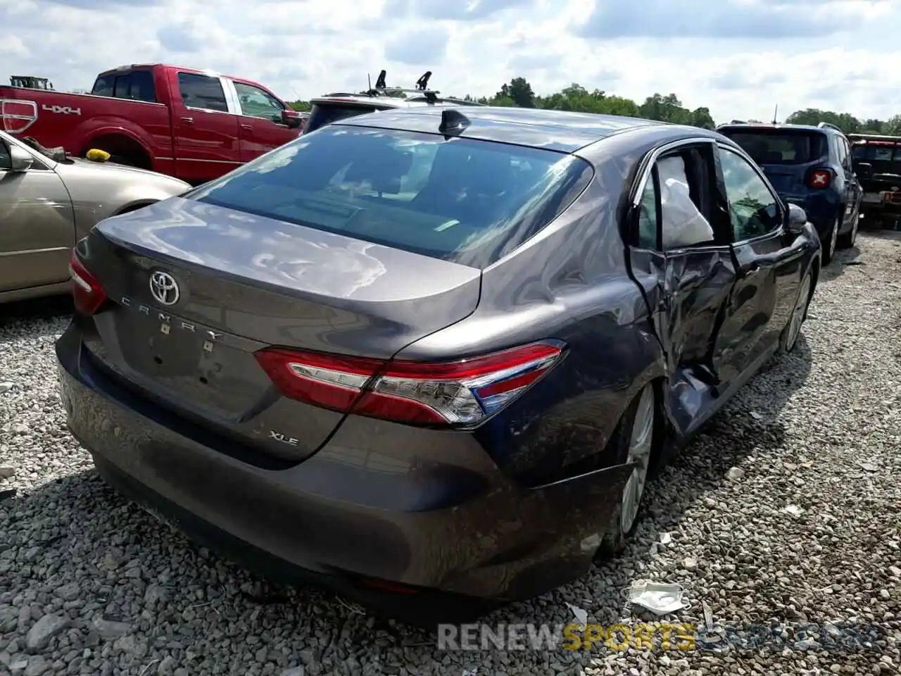 4 Photograph of a damaged car 4T1FZ1AK1LU038013 TOYOTA CAMRY 2020