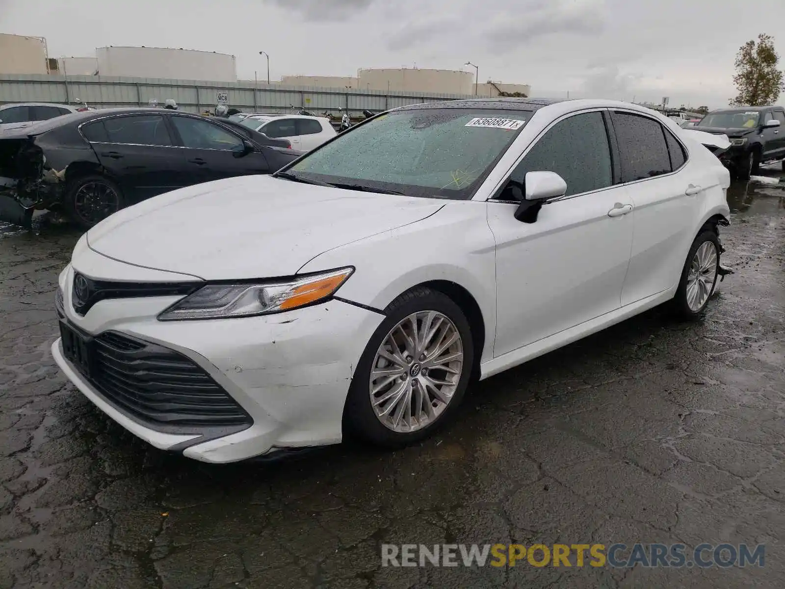 2 Photograph of a damaged car 4T1FZ1AK5LU036054 TOYOTA CAMRY 2020