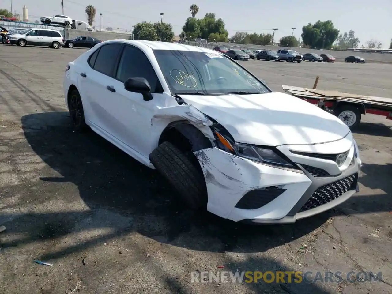 1 Photograph of a damaged car 4T1G11AK0LU303600 TOYOTA CAMRY 2020