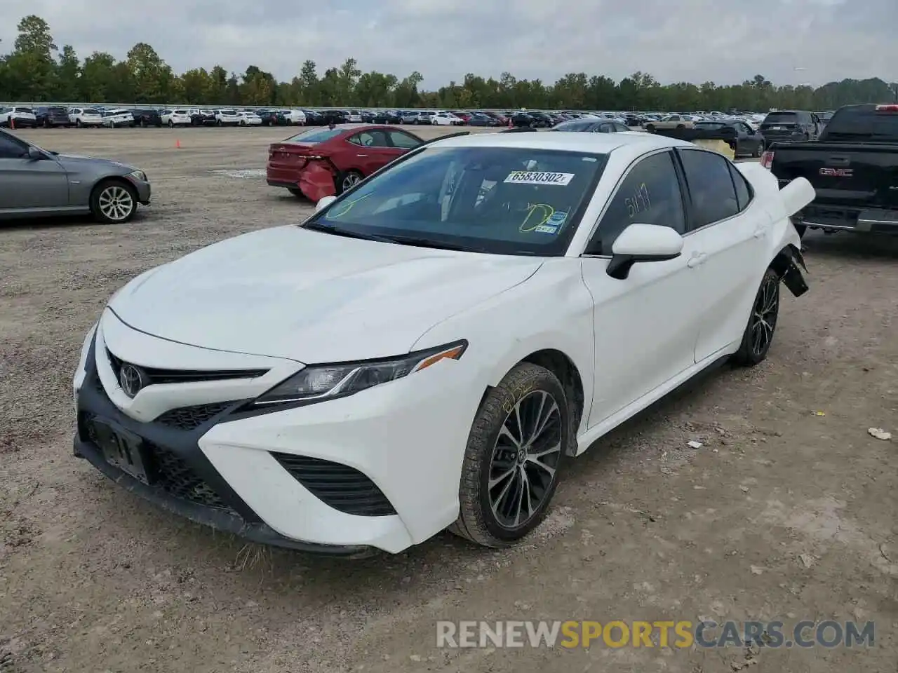 2 Photograph of a damaged car 4T1G11AK0LU305332 TOYOTA CAMRY 2020