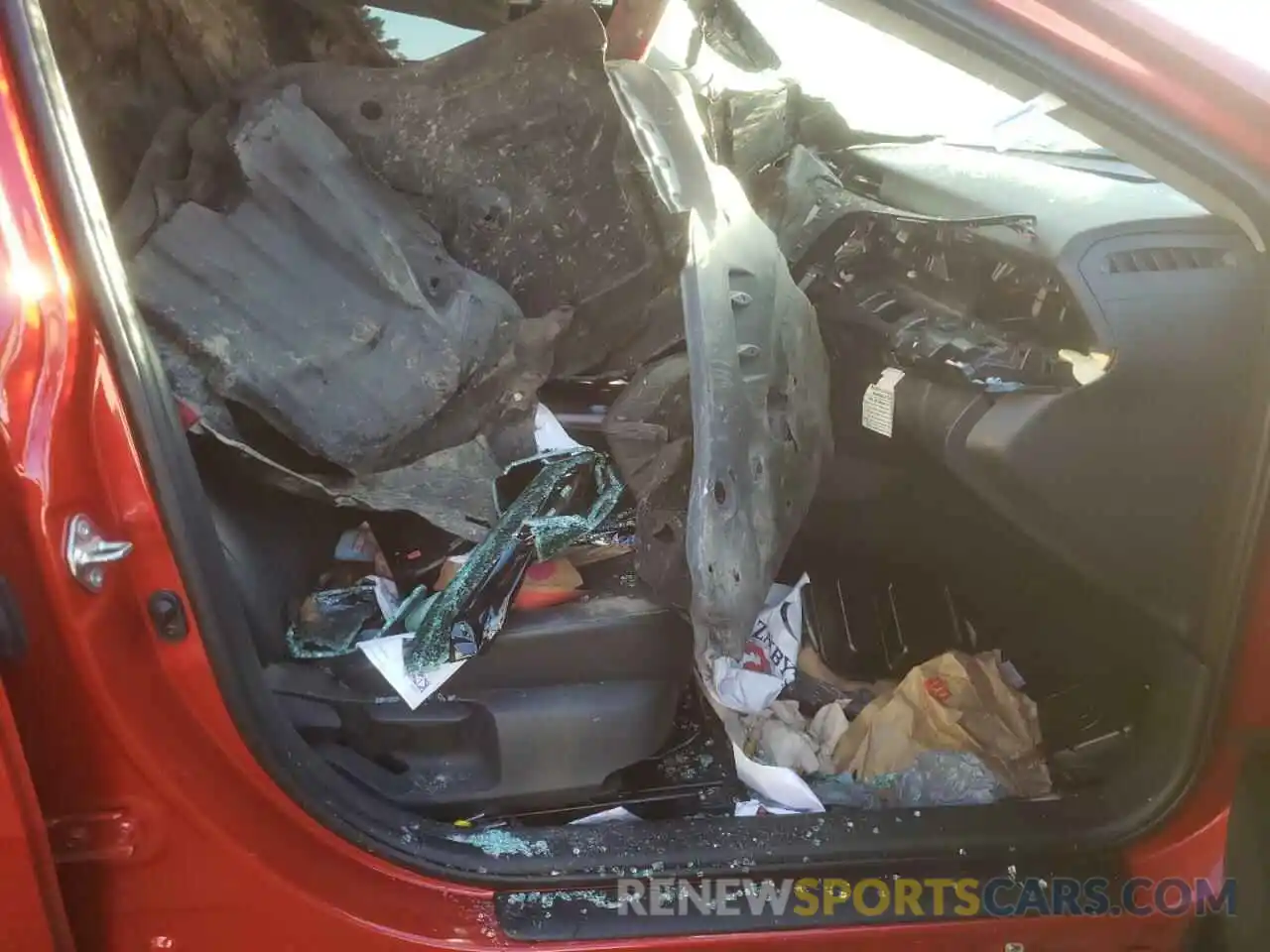 5 Photograph of a damaged car 4T1G11AK0LU309672 TOYOTA CAMRY 2020