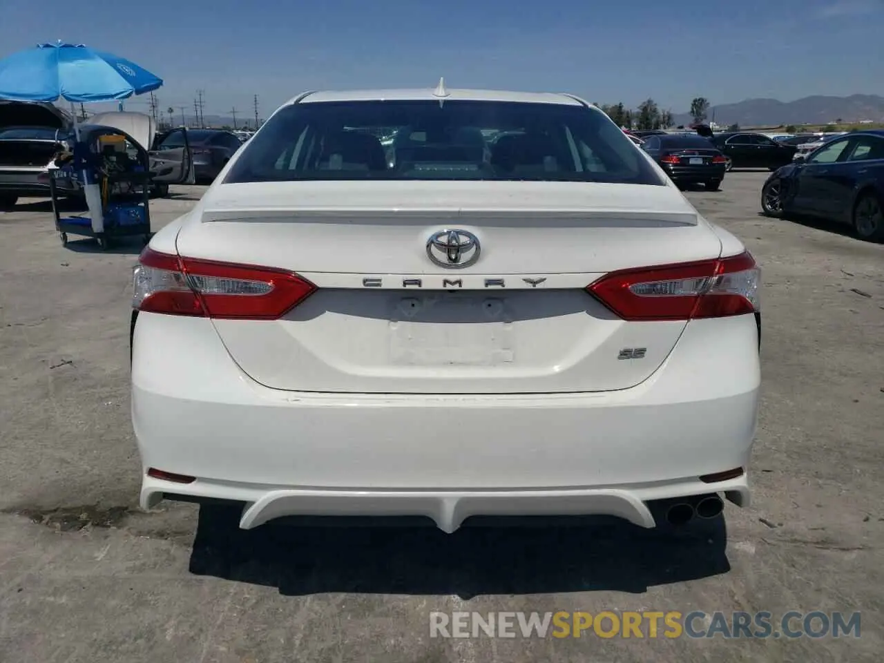 6 Photograph of a damaged car 4T1G11AK0LU312121 TOYOTA CAMRY 2020