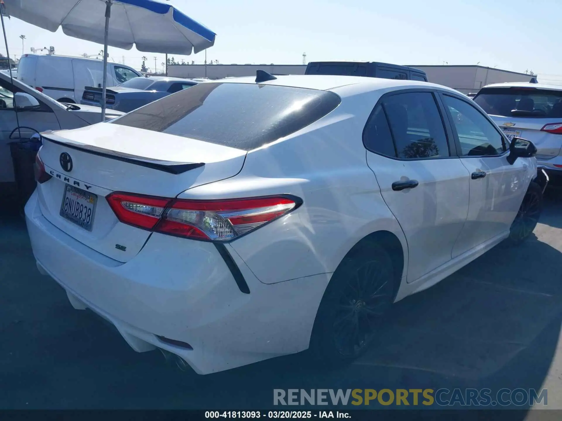 4 Photograph of a damaged car 4T1G11AK0LU321546 TOYOTA CAMRY 2020