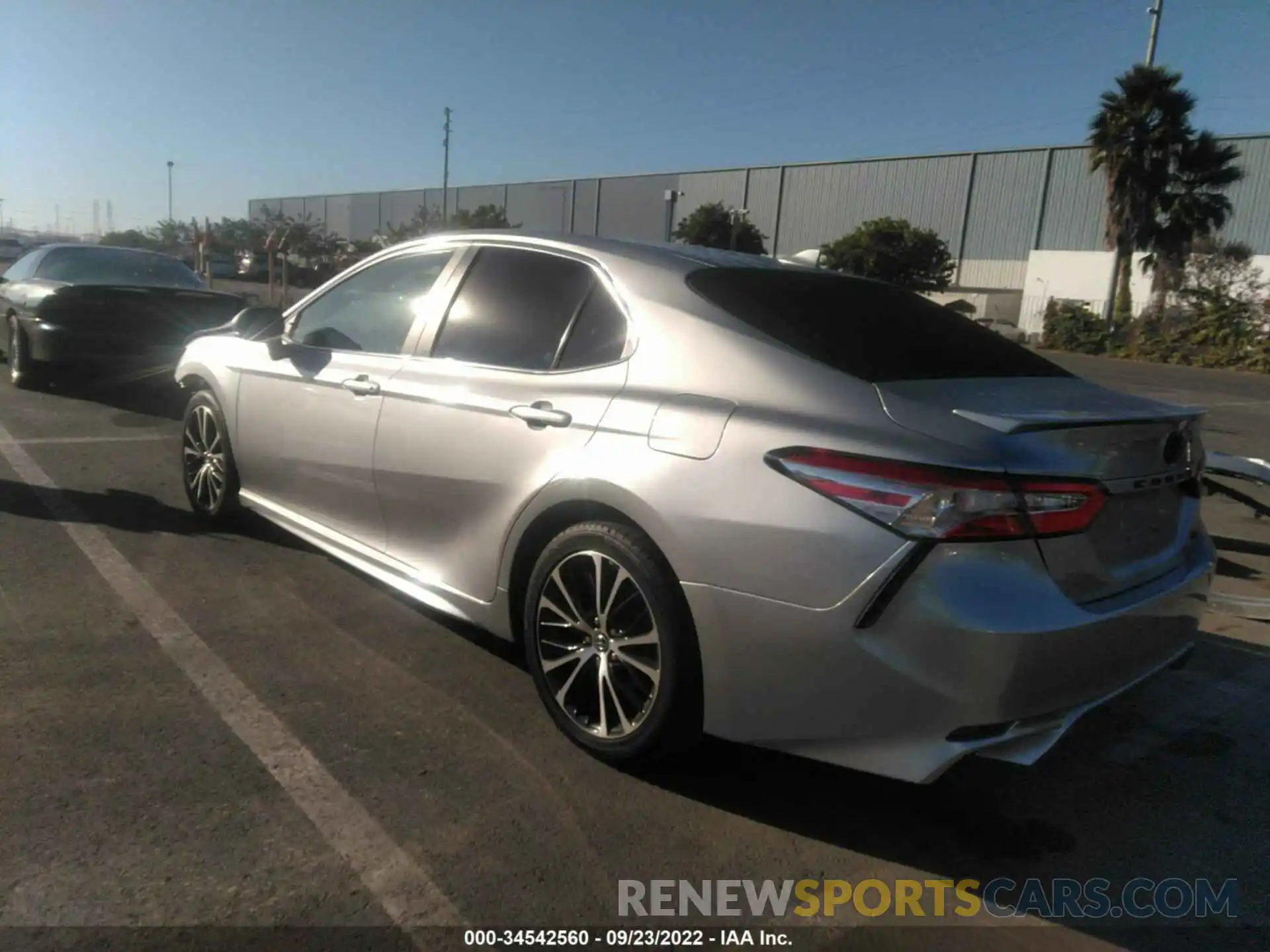 3 Photograph of a damaged car 4T1G11AK0LU327024 TOYOTA CAMRY 2020