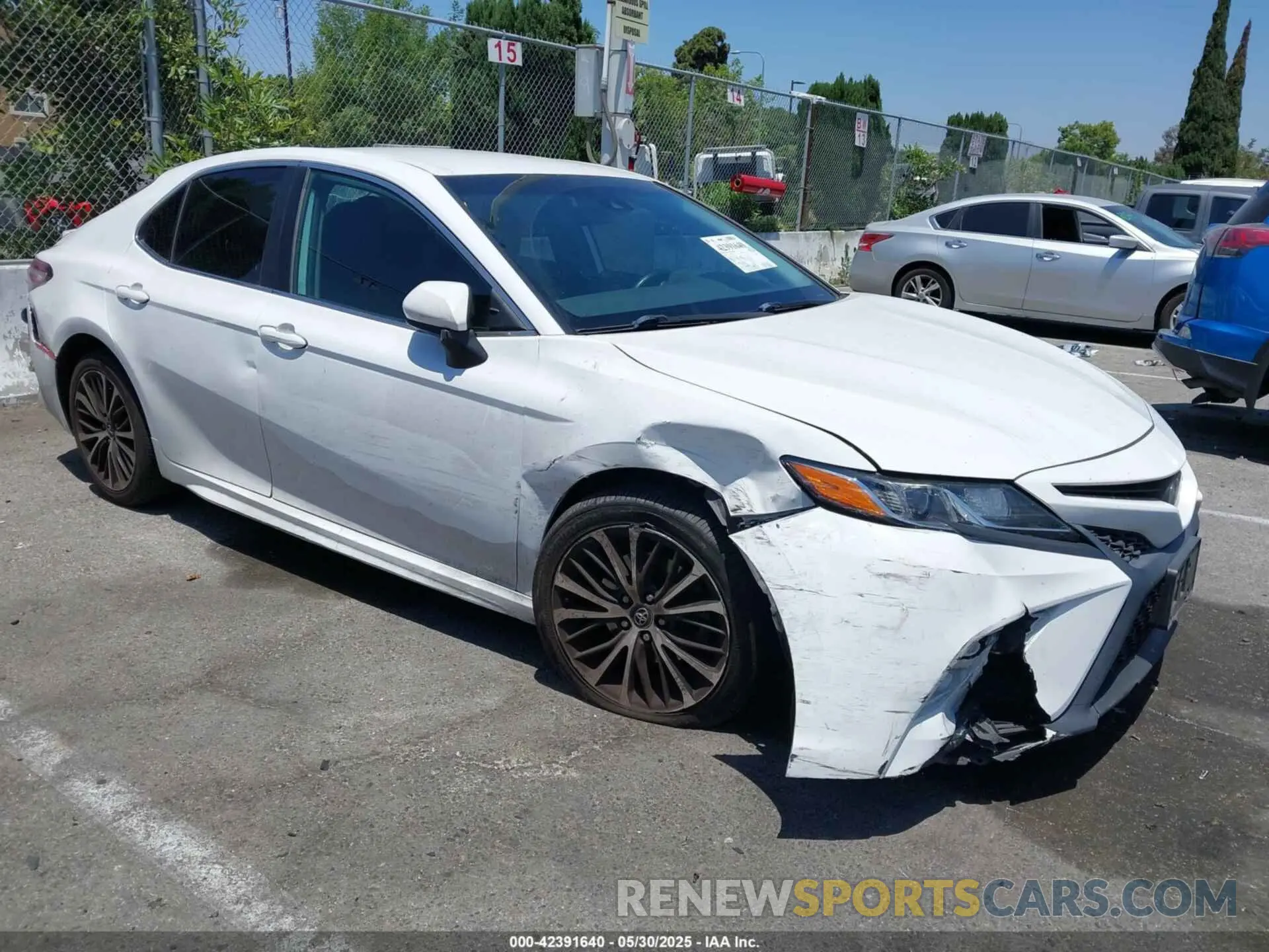 1 Photograph of a damaged car 4T1G11AK0LU327363 TOYOTA CAMRY 2020