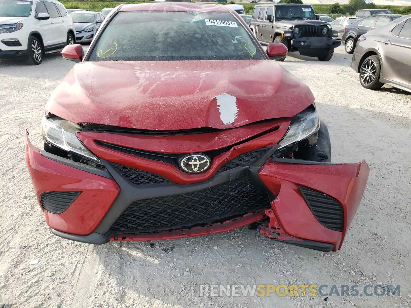 9 Photograph of a damaged car 4T1G11AK0LU327735 TOYOTA CAMRY 2020