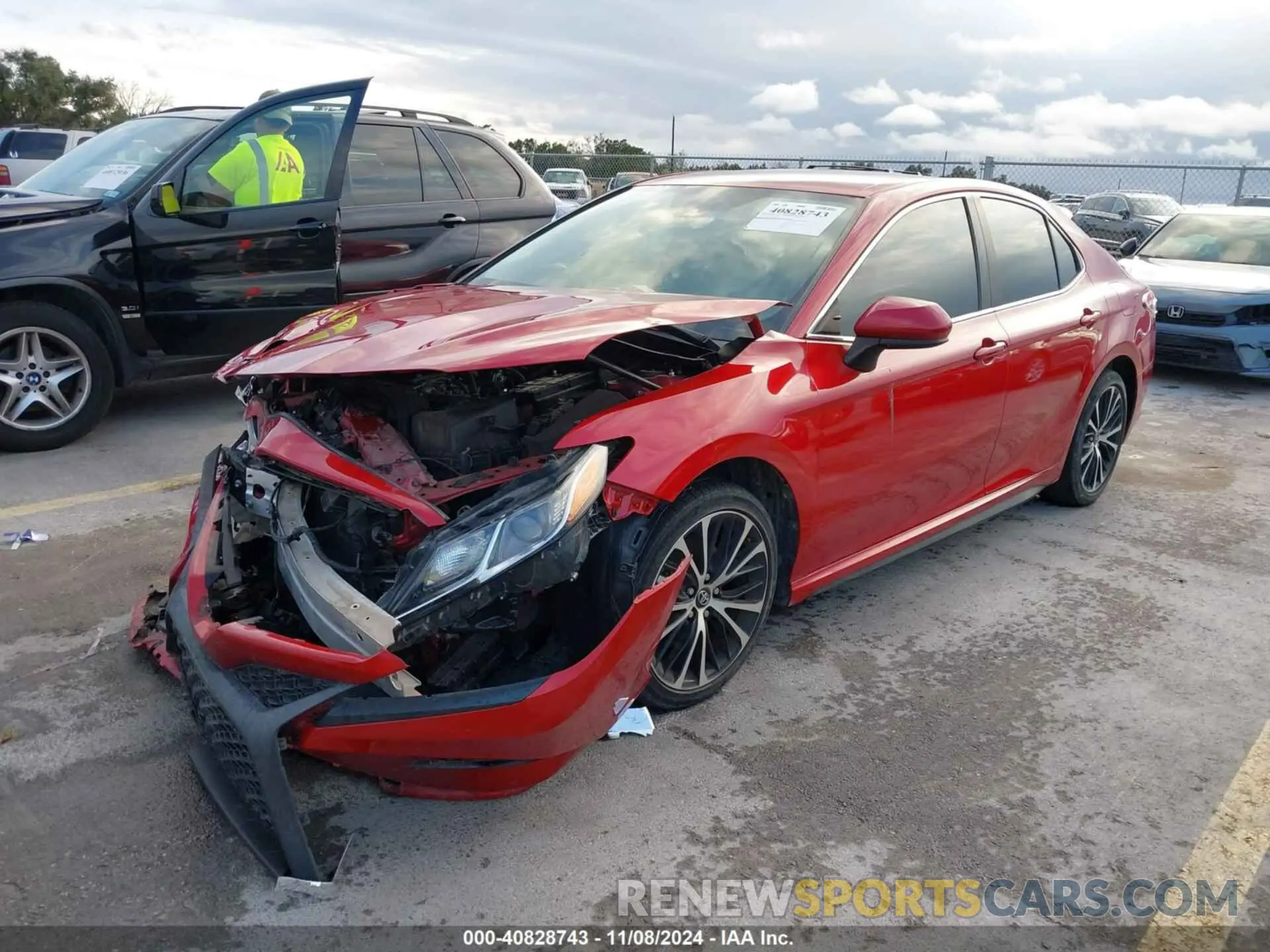 2 Photograph of a damaged car 4T1G11AK0LU331641 TOYOTA CAMRY 2020