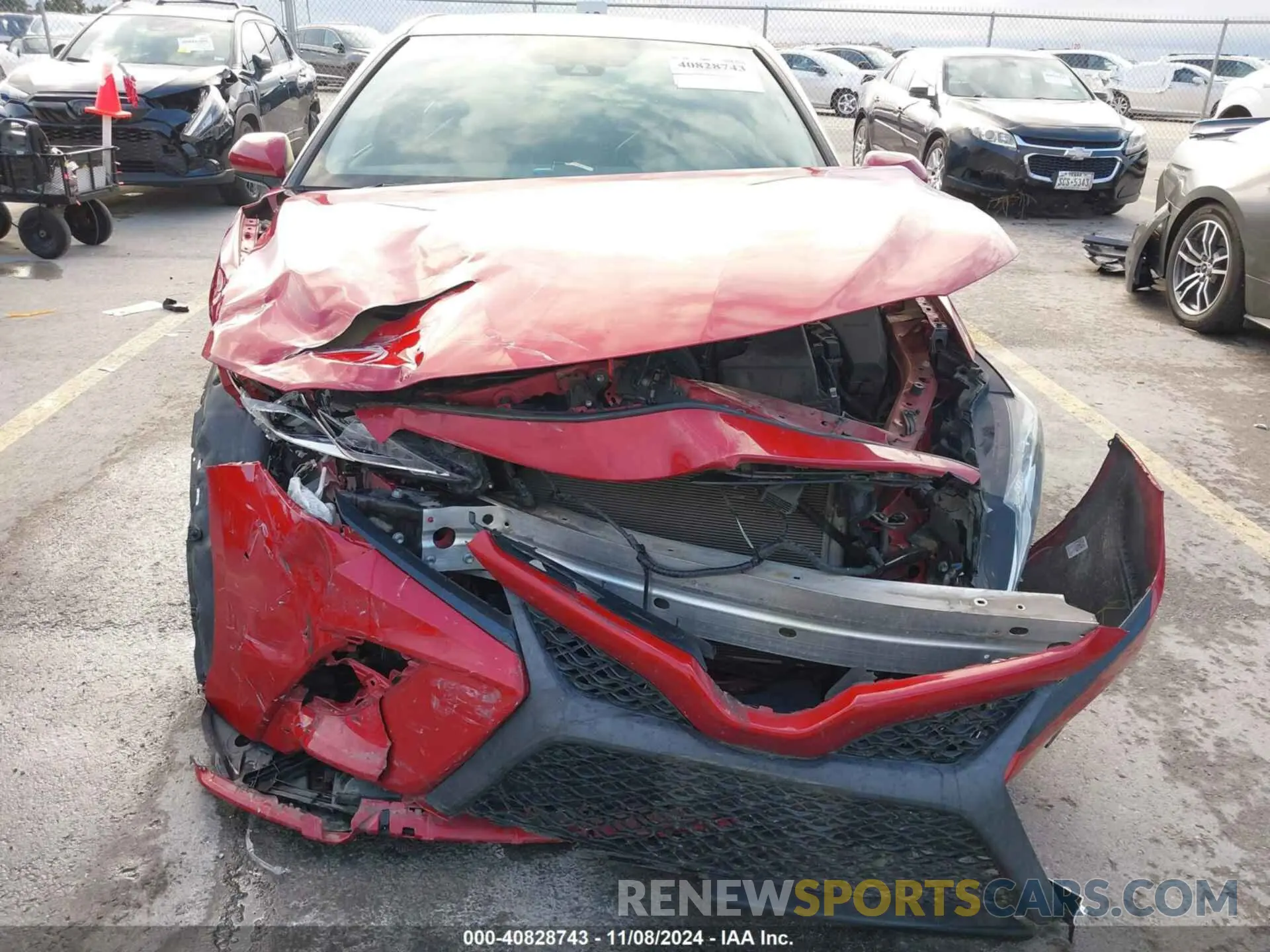 6 Photograph of a damaged car 4T1G11AK0LU331641 TOYOTA CAMRY 2020