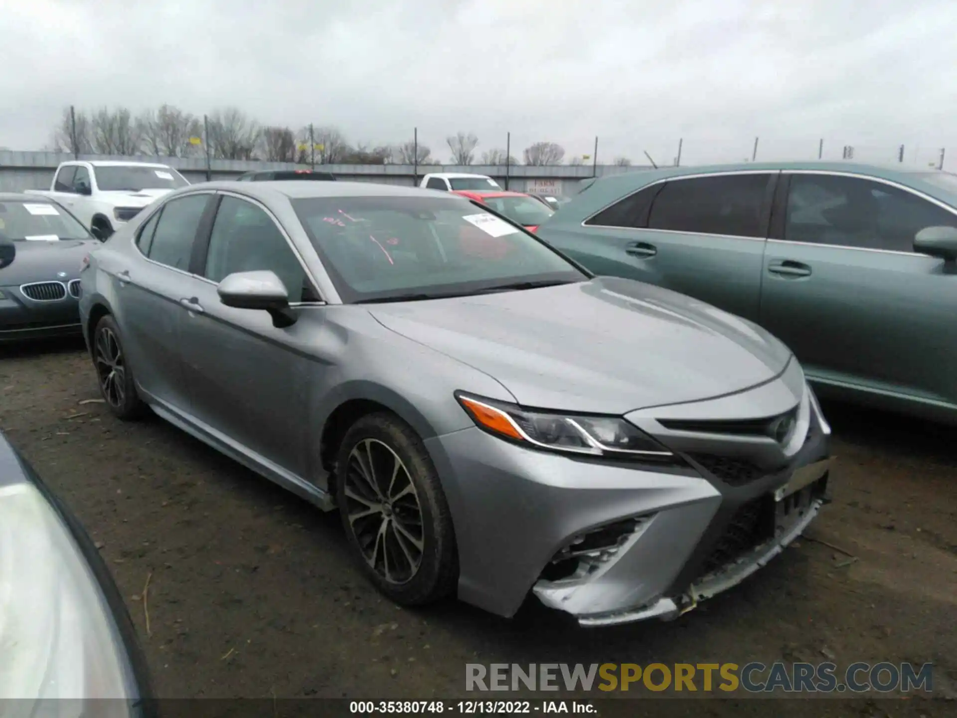 1 Photograph of a damaged car 4T1G11AK0LU343384 TOYOTA CAMRY 2020