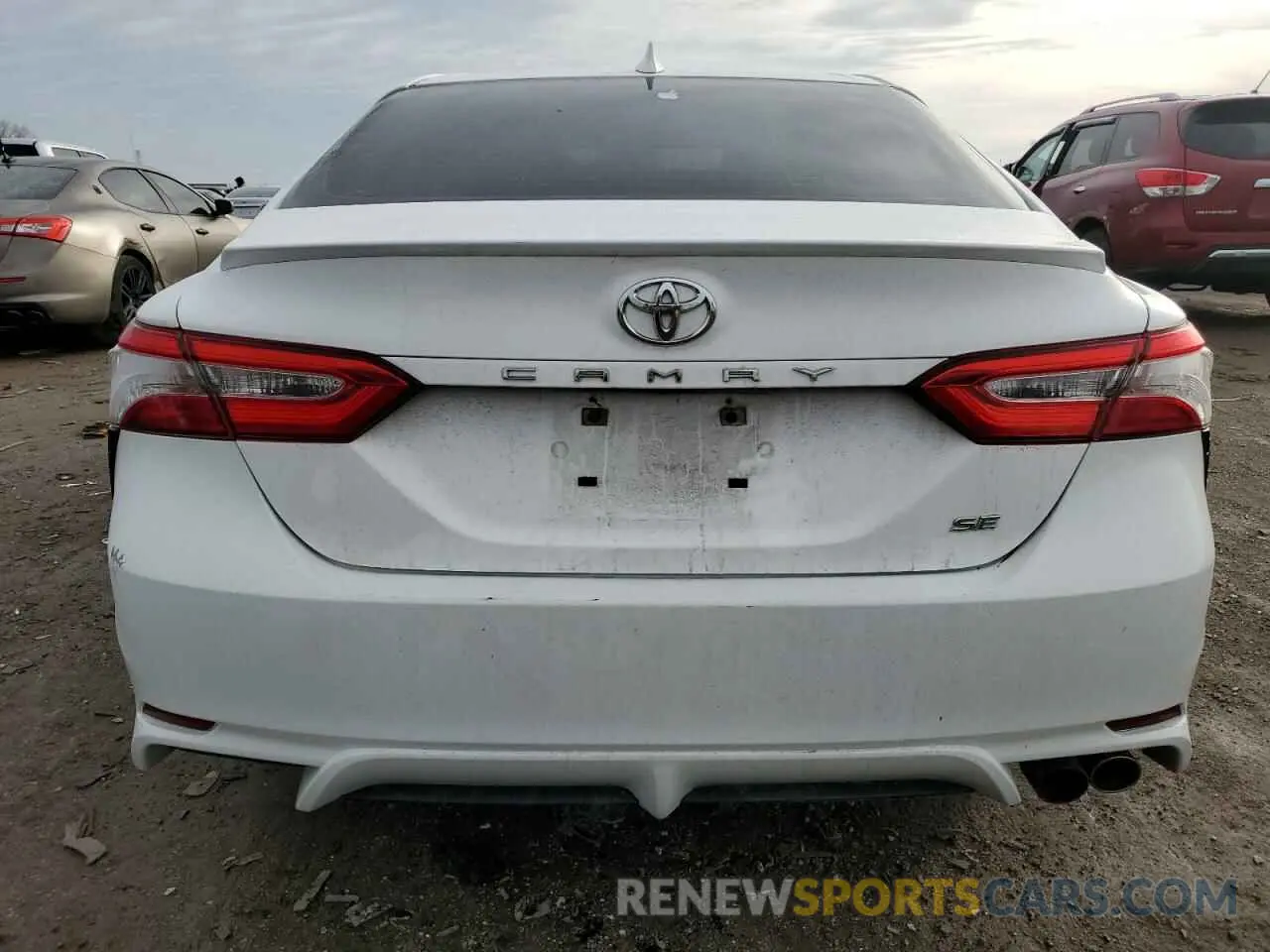 6 Photograph of a damaged car 4T1G11AK0LU348634 TOYOTA CAMRY 2020