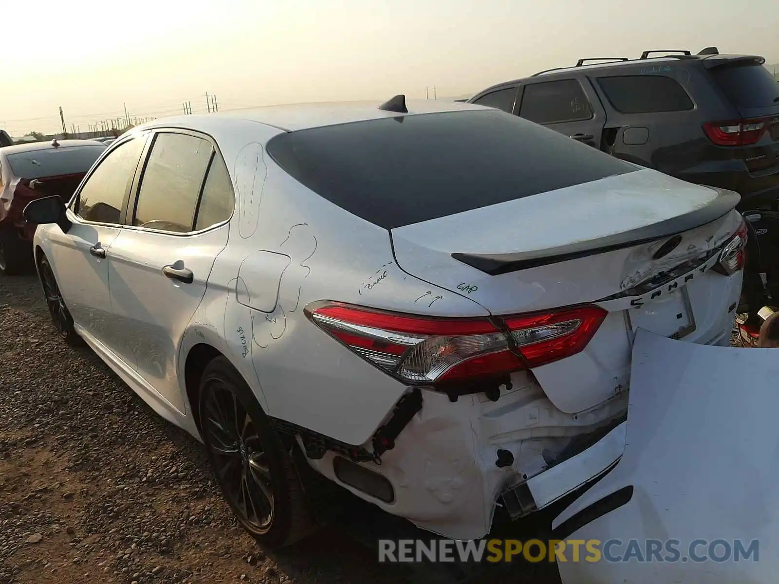 3 Photograph of a damaged car 4T1G11AK0LU351663 TOYOTA CAMRY 2020