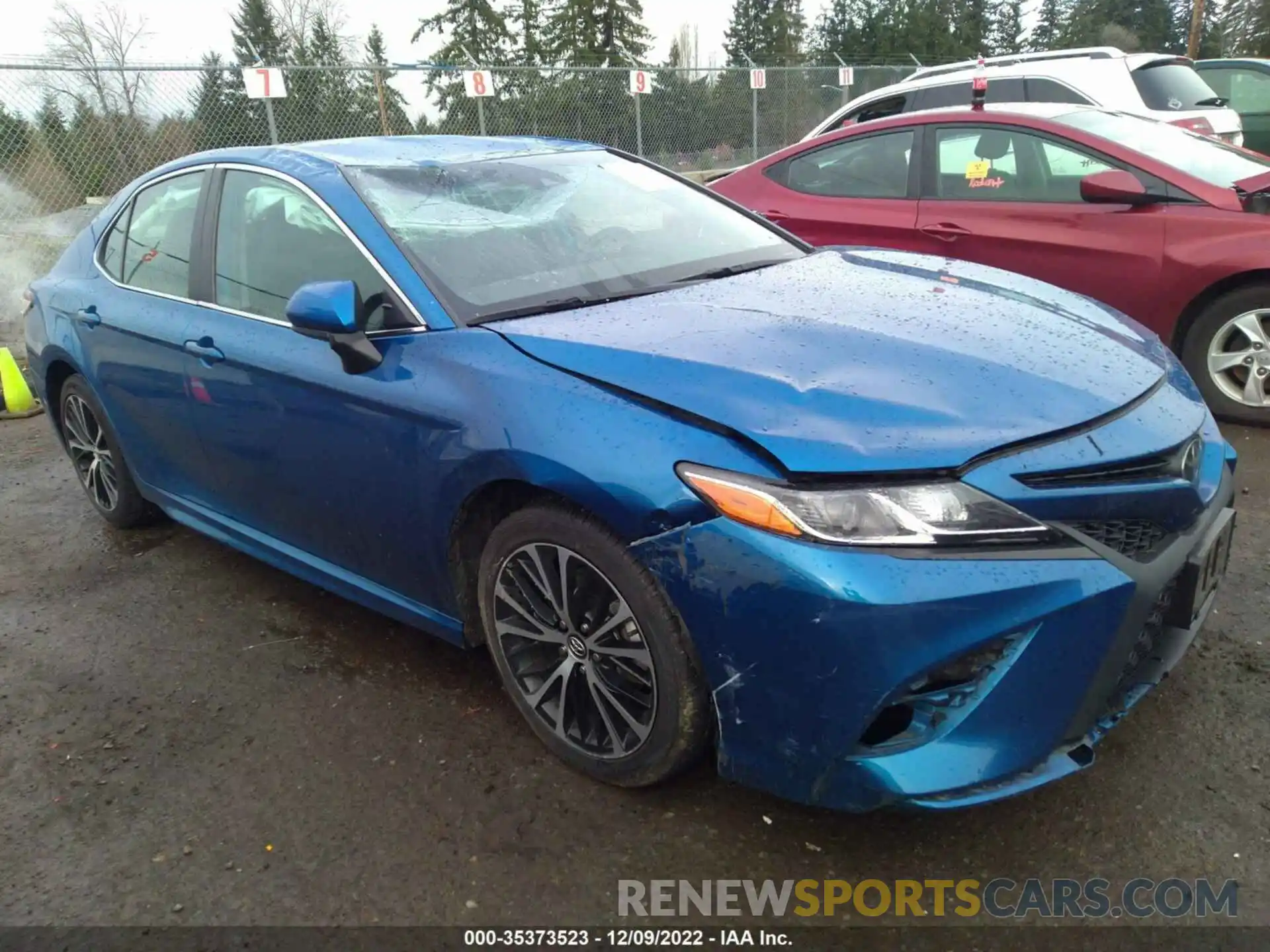 1 Photograph of a damaged car 4T1G11AK0LU353767 TOYOTA CAMRY 2020