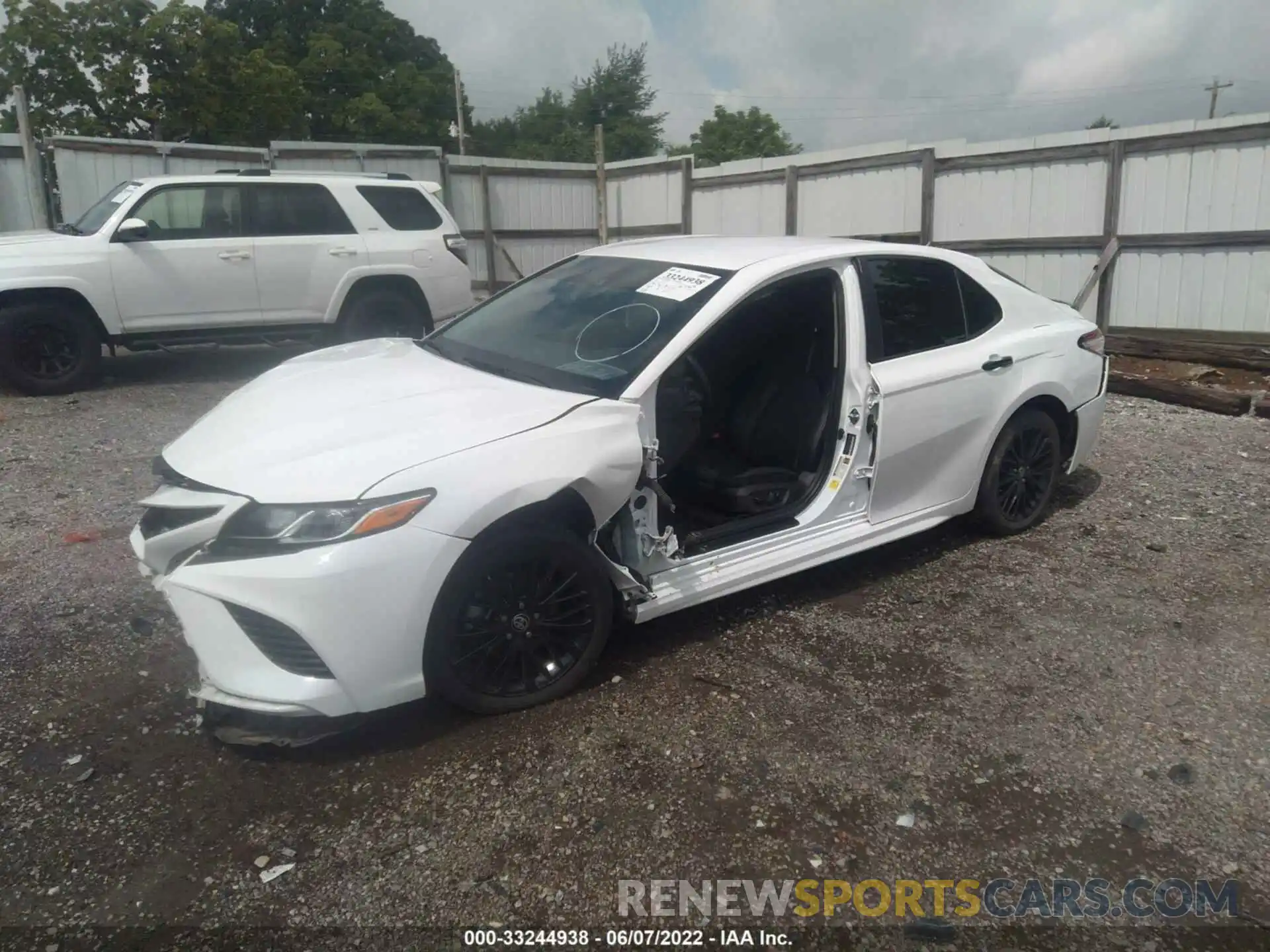 2 Photograph of a damaged car 4T1G11AK0LU357642 TOYOTA CAMRY 2020