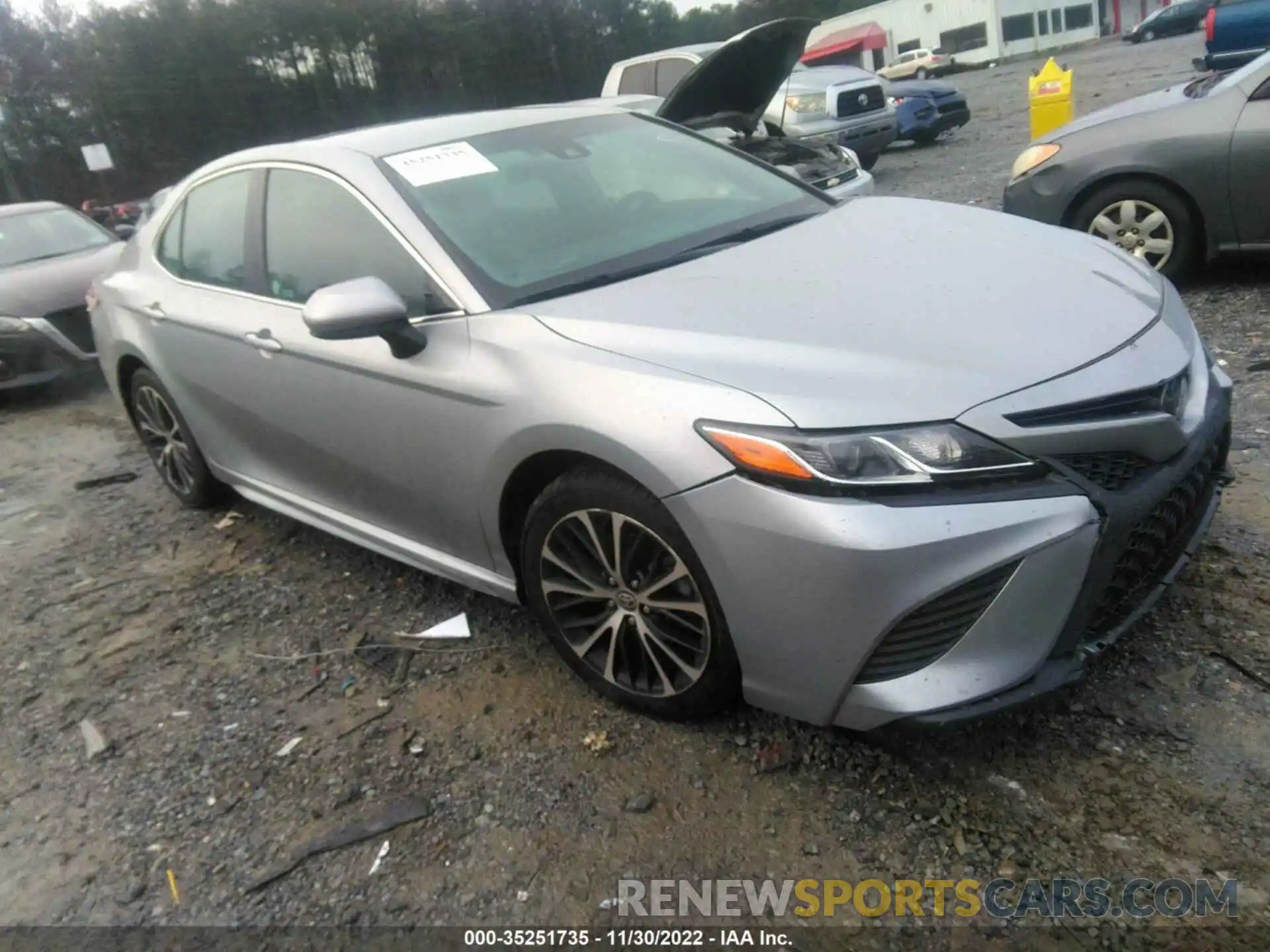 1 Photograph of a damaged car 4T1G11AK0LU361075 TOYOTA CAMRY 2020