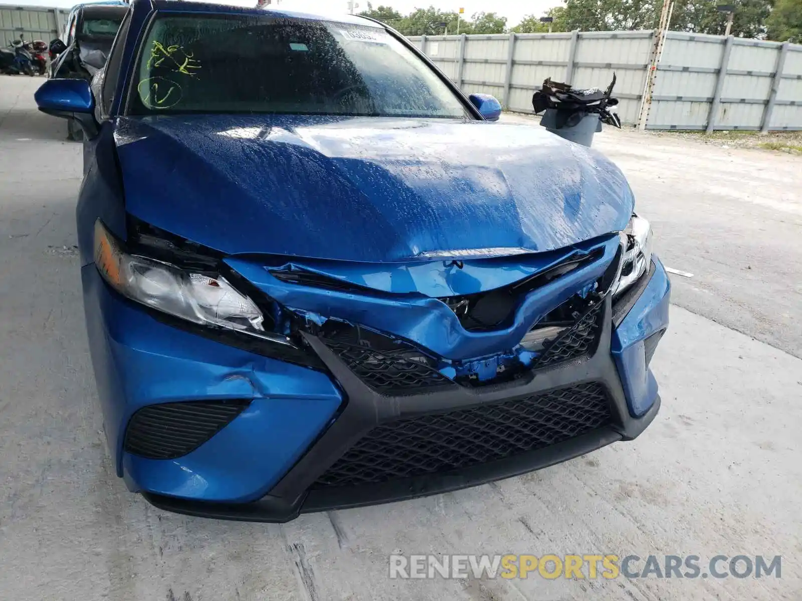 9 Photograph of a damaged car 4T1G11AK0LU384646 TOYOTA CAMRY 2020