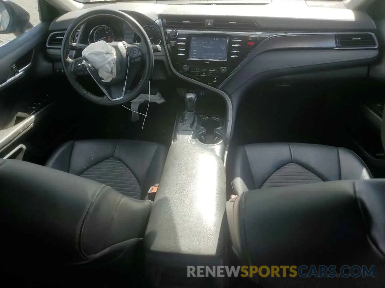 8 Photograph of a damaged car 4T1G11AK0LU389653 TOYOTA CAMRY 2020