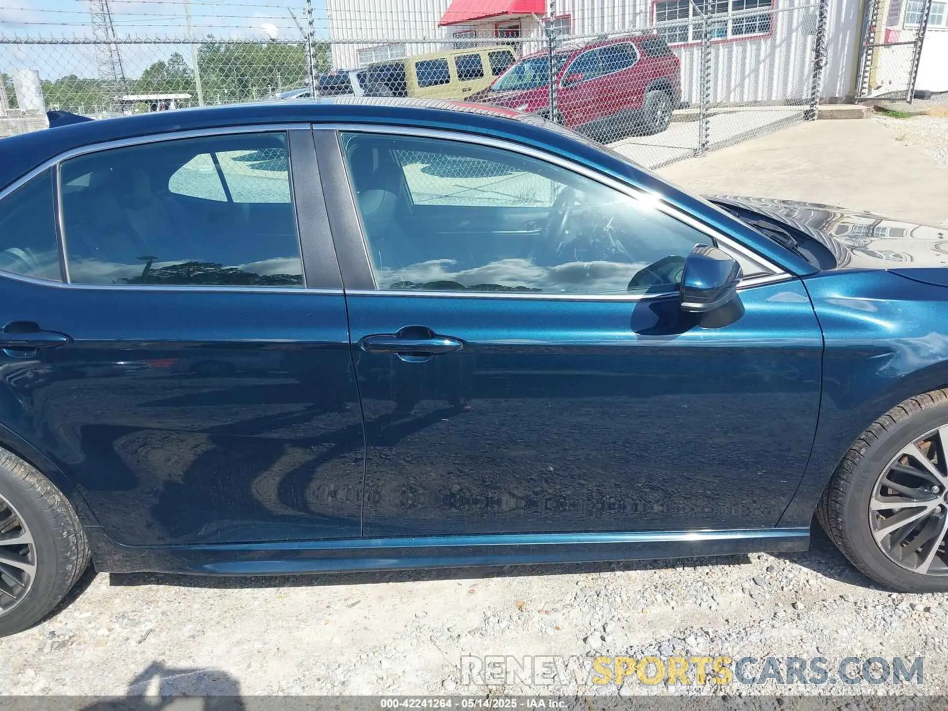 13 Photograph of a damaged car 4T1G11AK0LU501612 TOYOTA CAMRY 2020