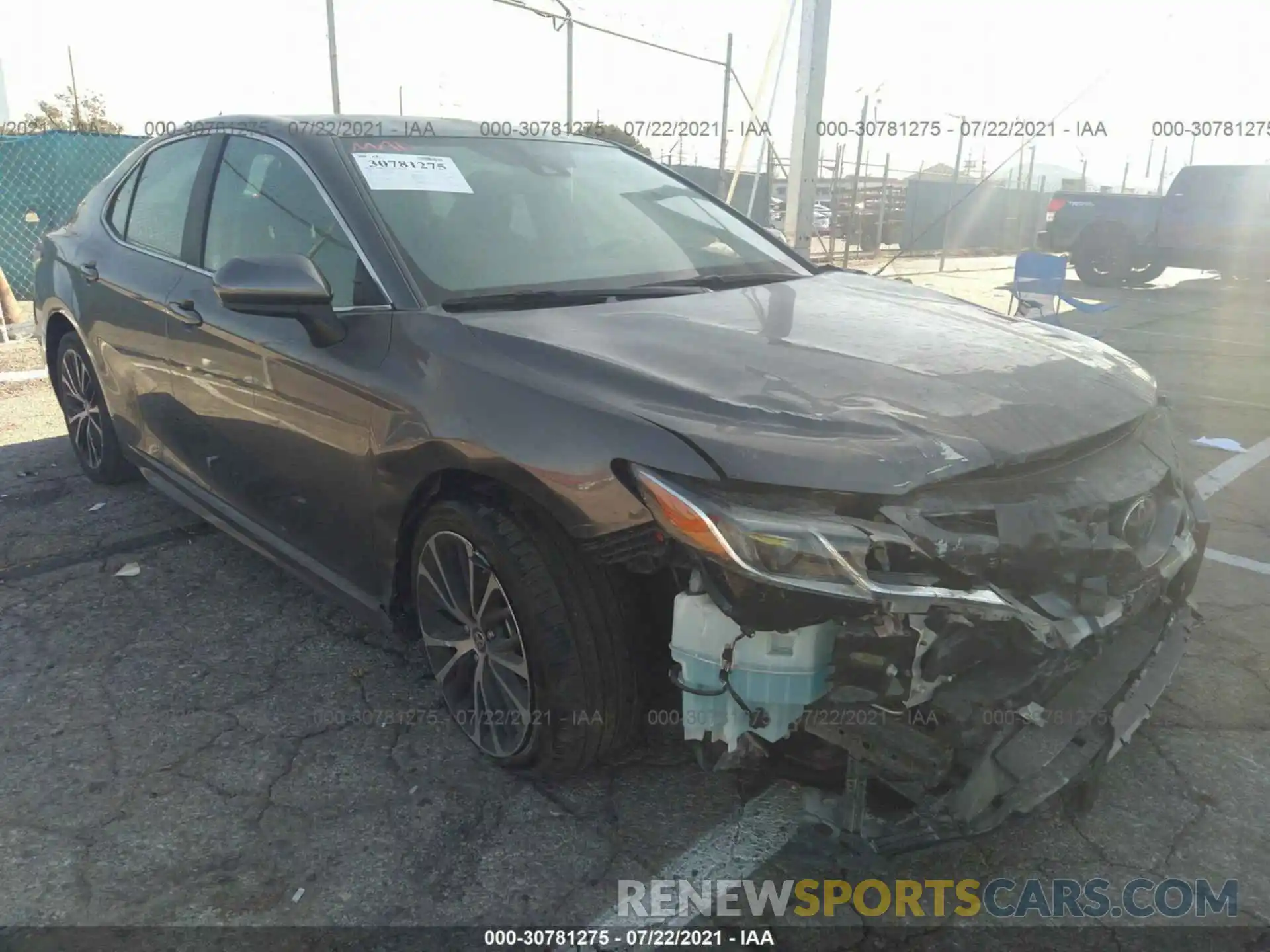 1 Photograph of a damaged car 4T1G11AK0LU502632 TOYOTA CAMRY 2020