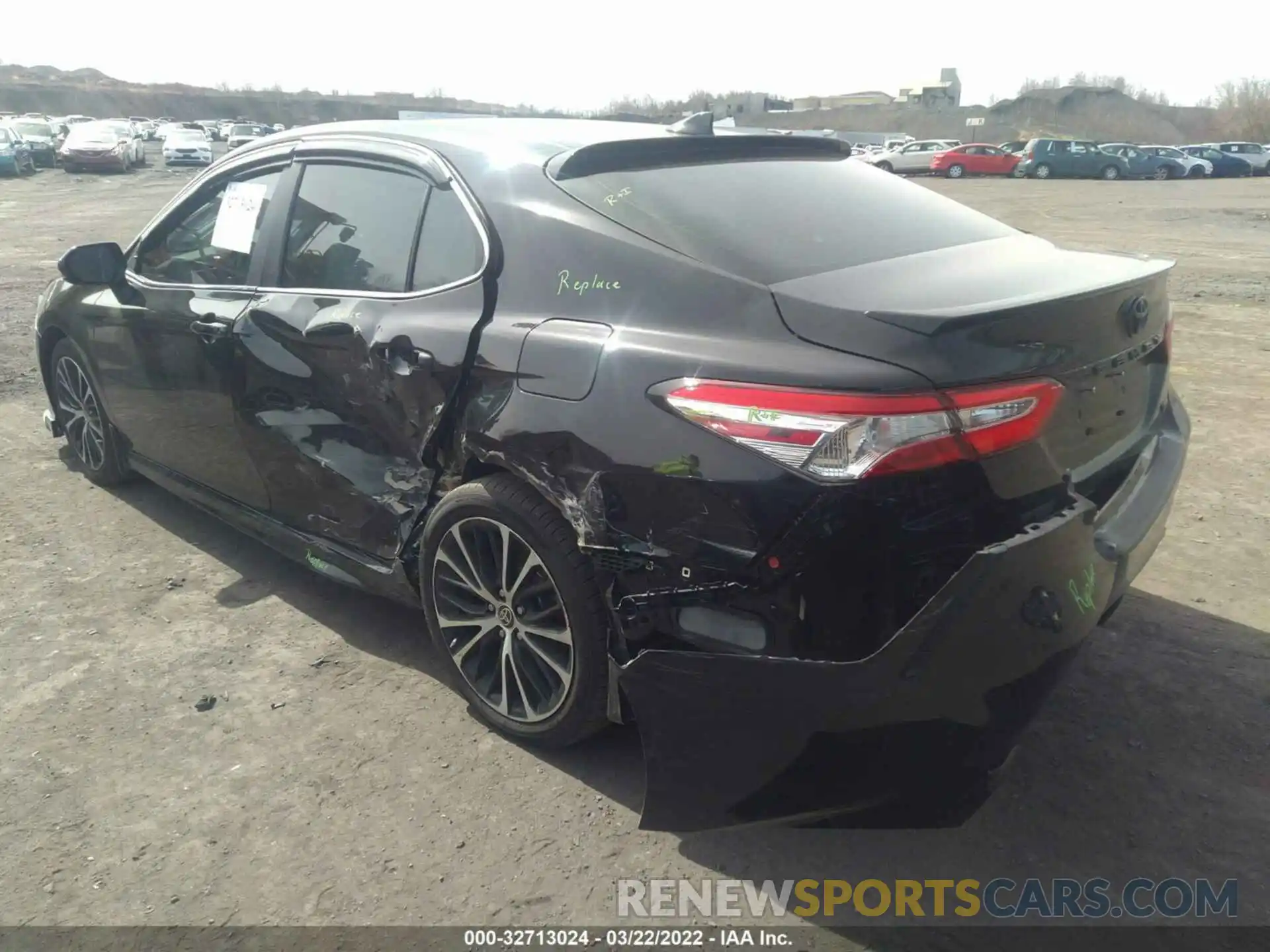 3 Photograph of a damaged car 4T1G11AK0LU504736 TOYOTA CAMRY 2020